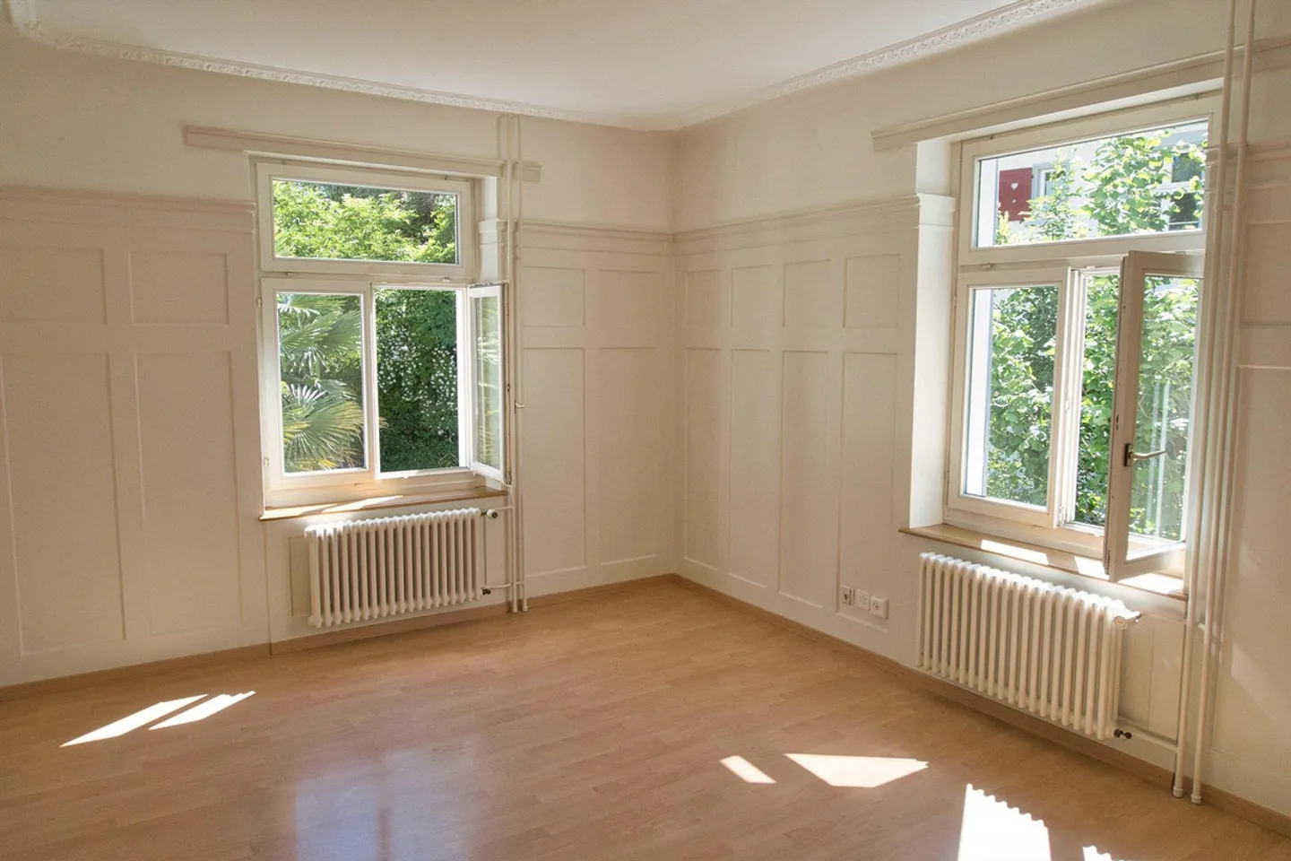 Appartements de 4 pièces dans un emplacement privilégié à Schaffhouse - Première location après rénovation - Photo 1 sur 13