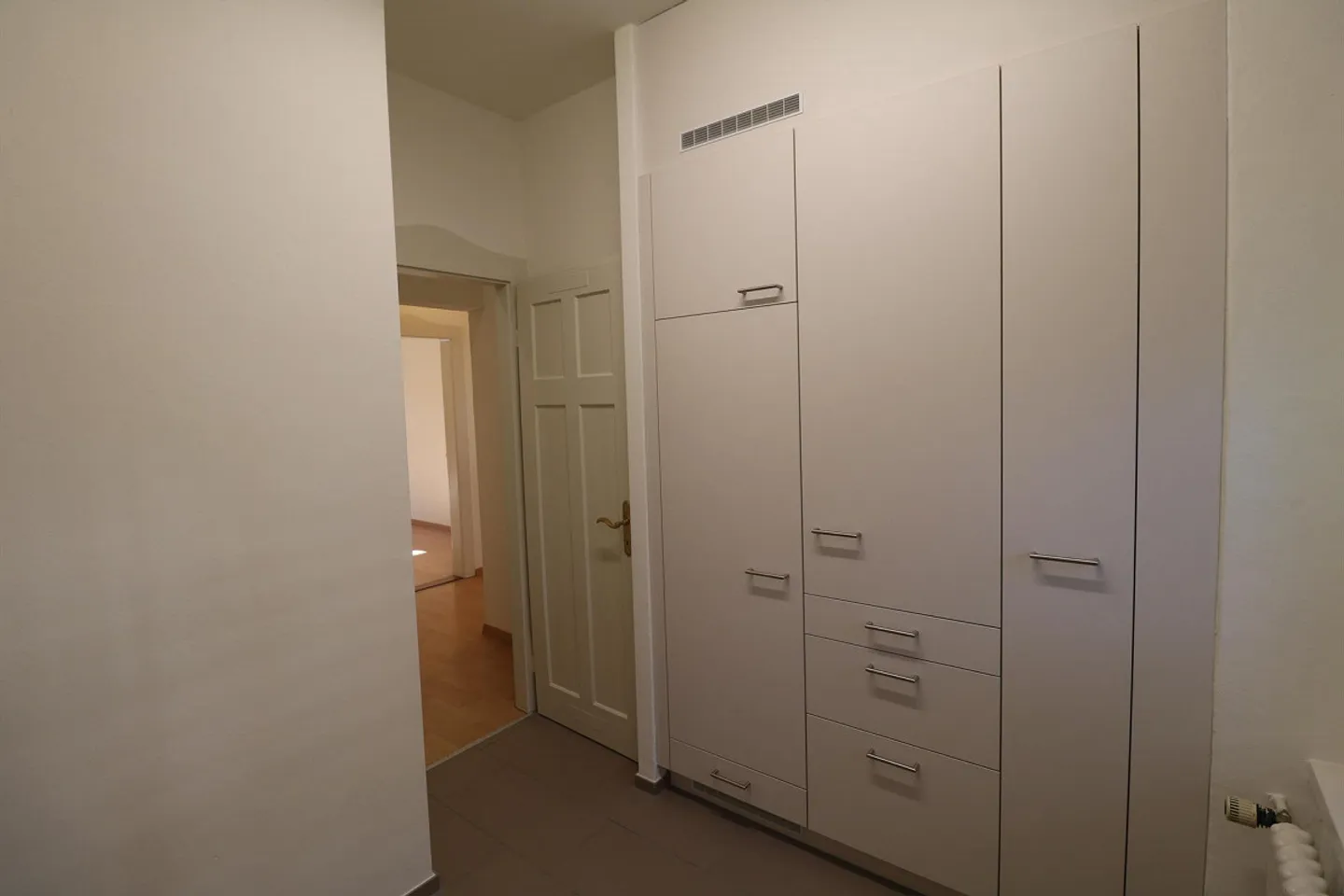 Appartements de 4 pièces dans un emplacement privilégié à Schaffhouse - Première location après rénovation - Photo 8 sur 13