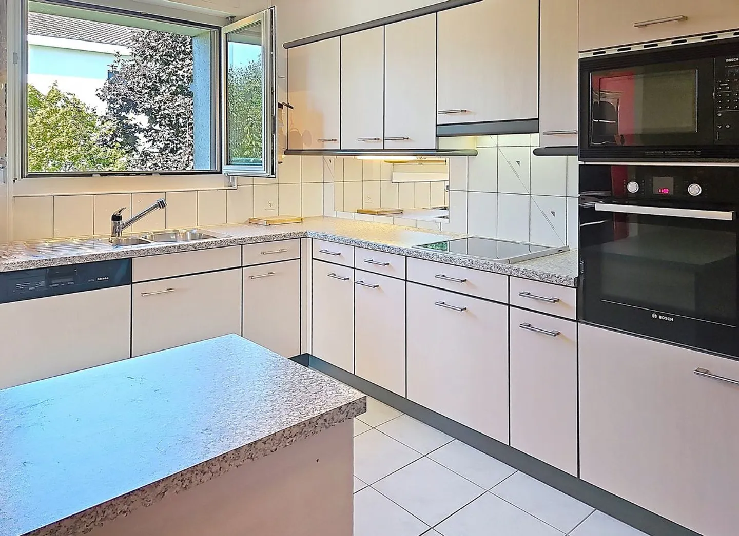 Appartement à vendre - Photo 6 sur 7