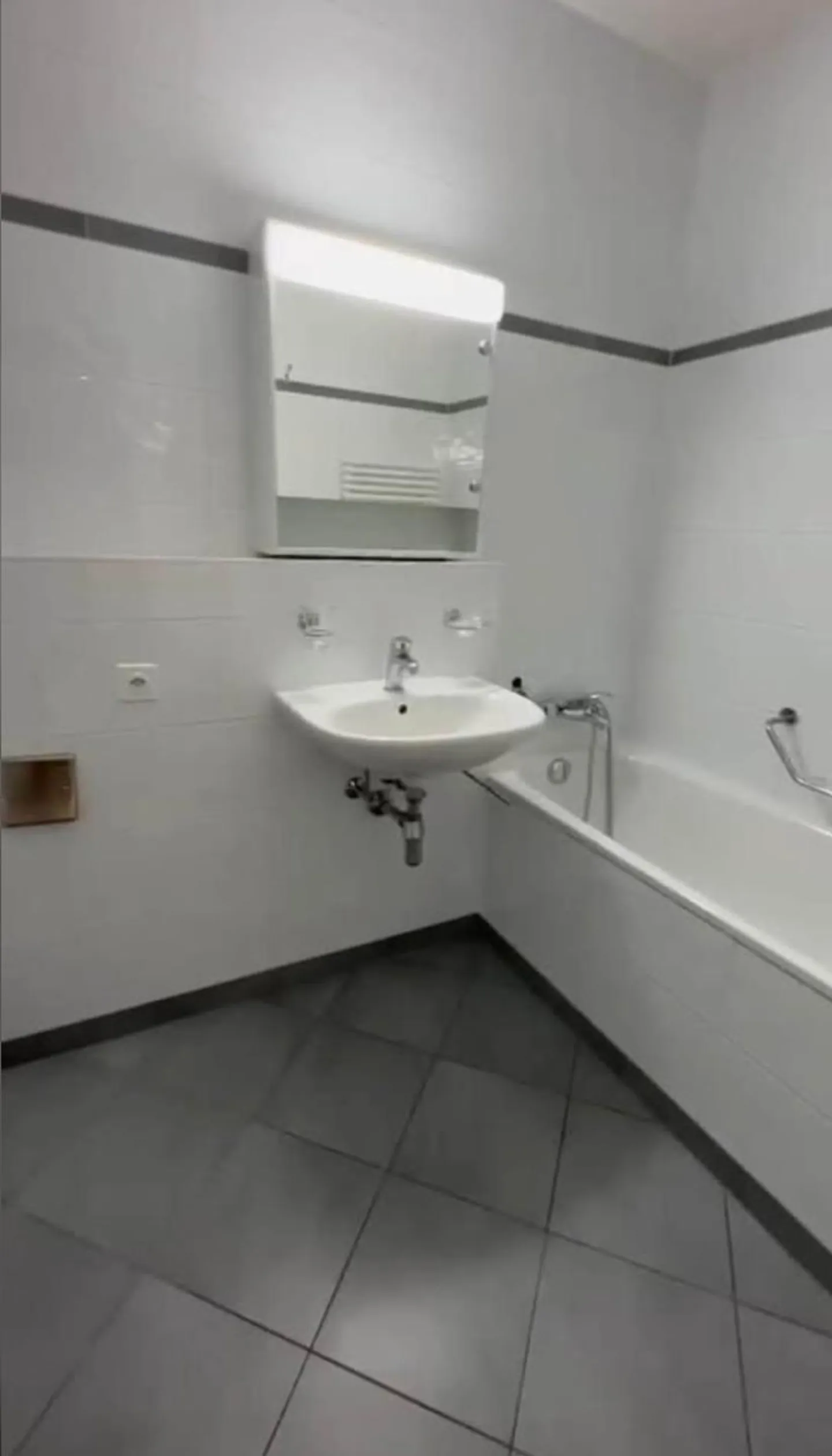 Charmante 4,5 Zimmer Wohnung - Foto 5 von 5