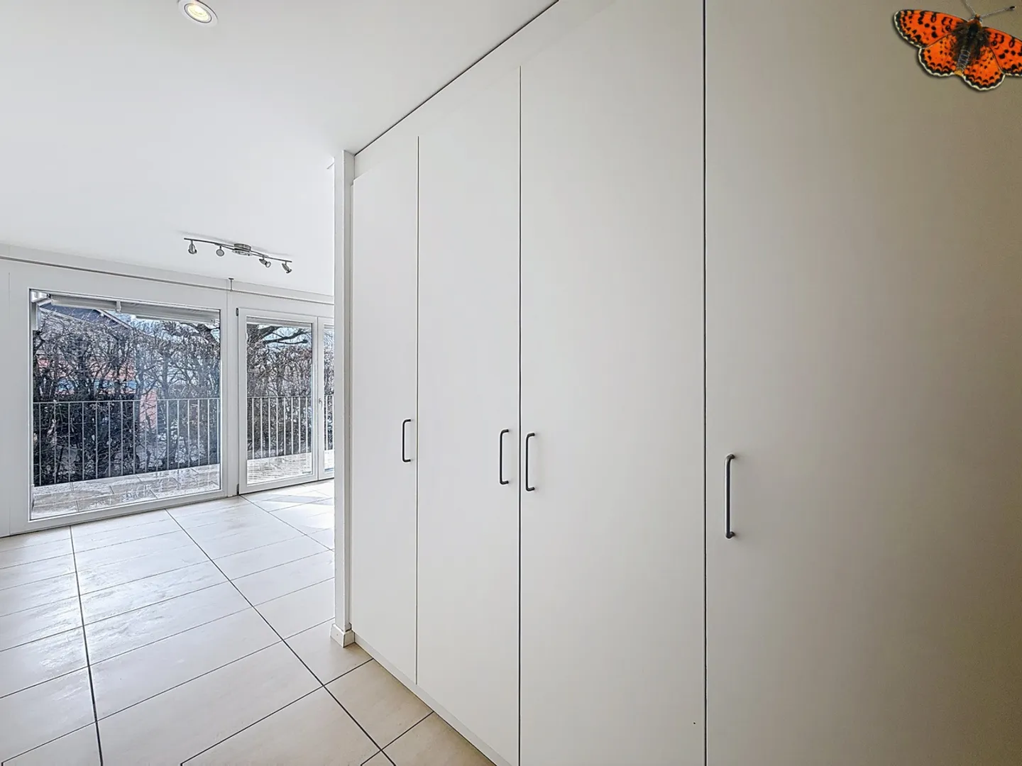 4 1/2 ROOMS - Close to amenities! - Photo 10 of 12