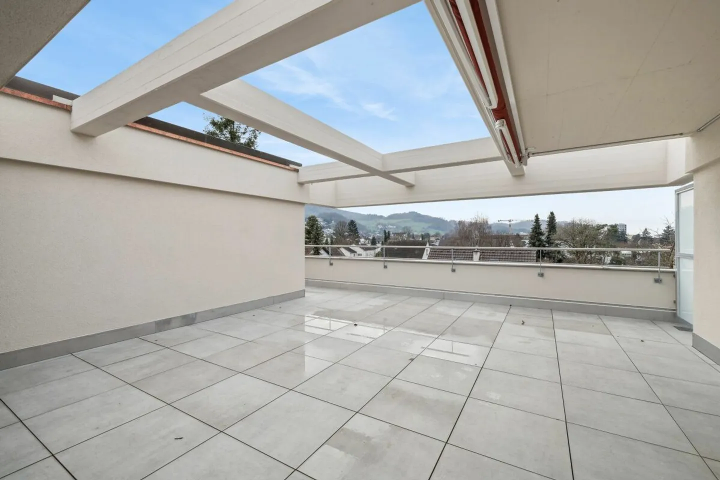 Appartement penthouse exclusif et spacieux de 5 1/2 pièces avec une terrasse de 145 m2 - Photo 1 sur 10