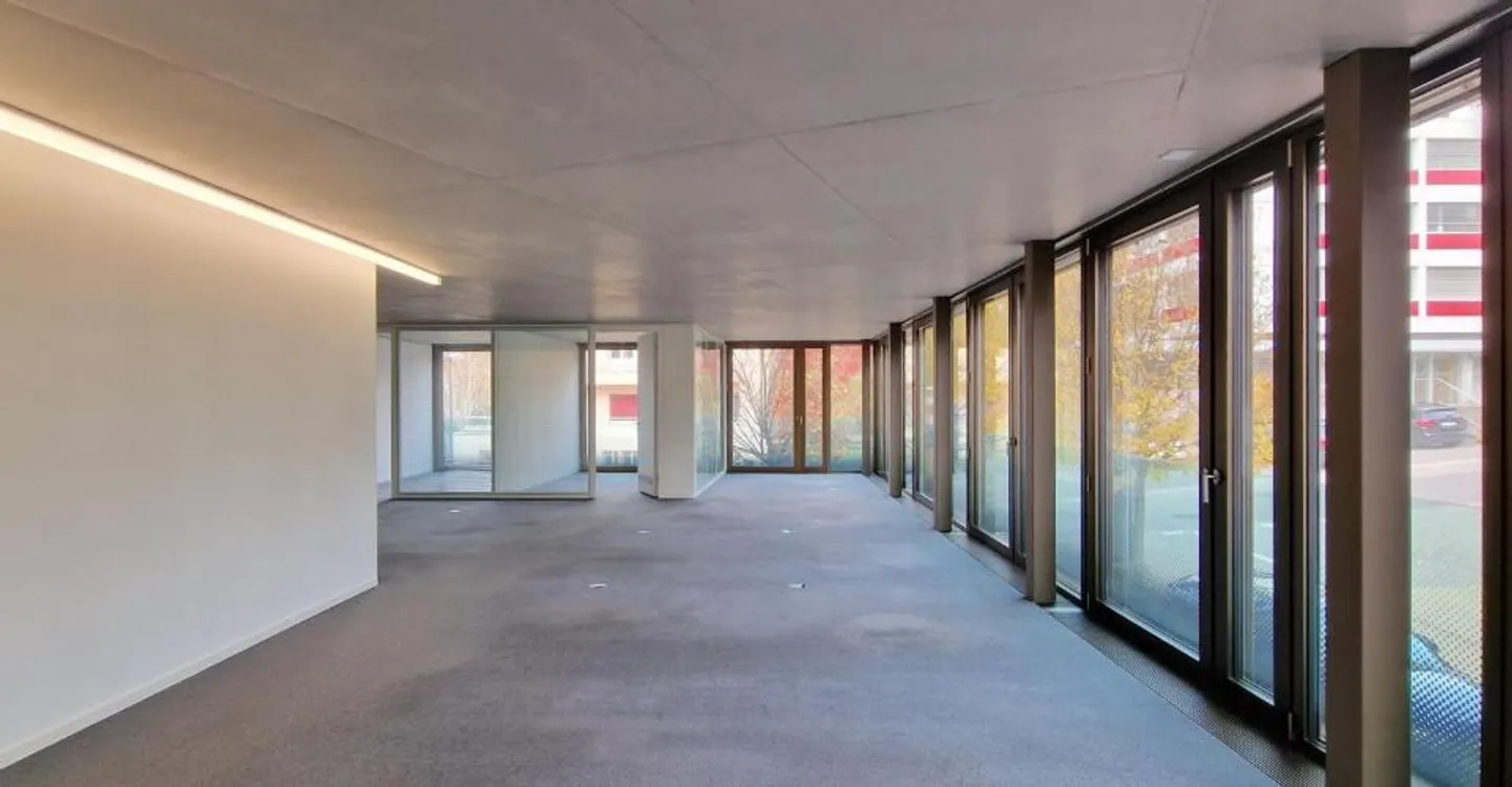 Spazi per uffici di 120 m² disponibili immediatamente a Losanna - Foto 1 di 9
