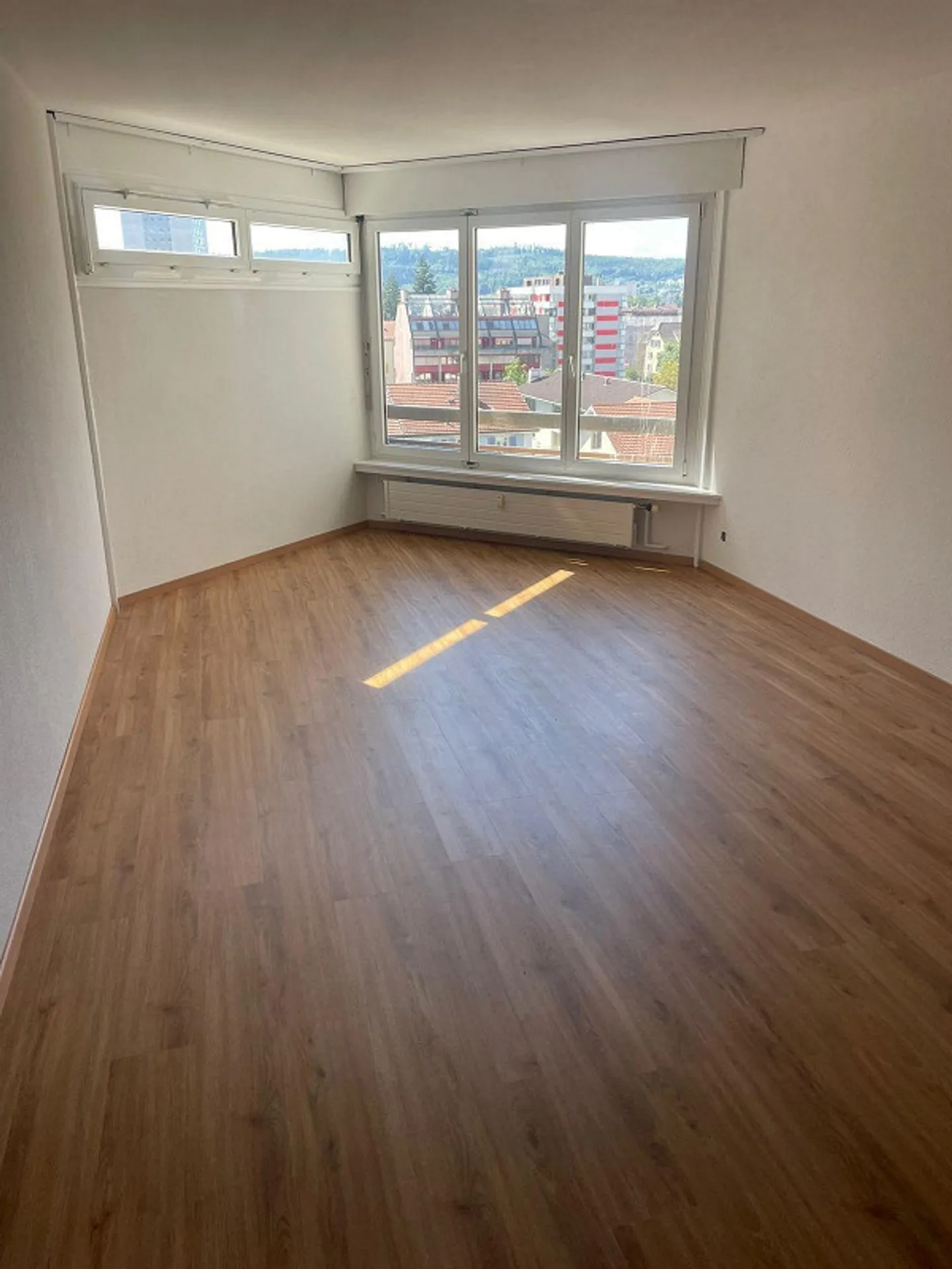 Charmante Wohnung in Biel - Foto 1 von 7