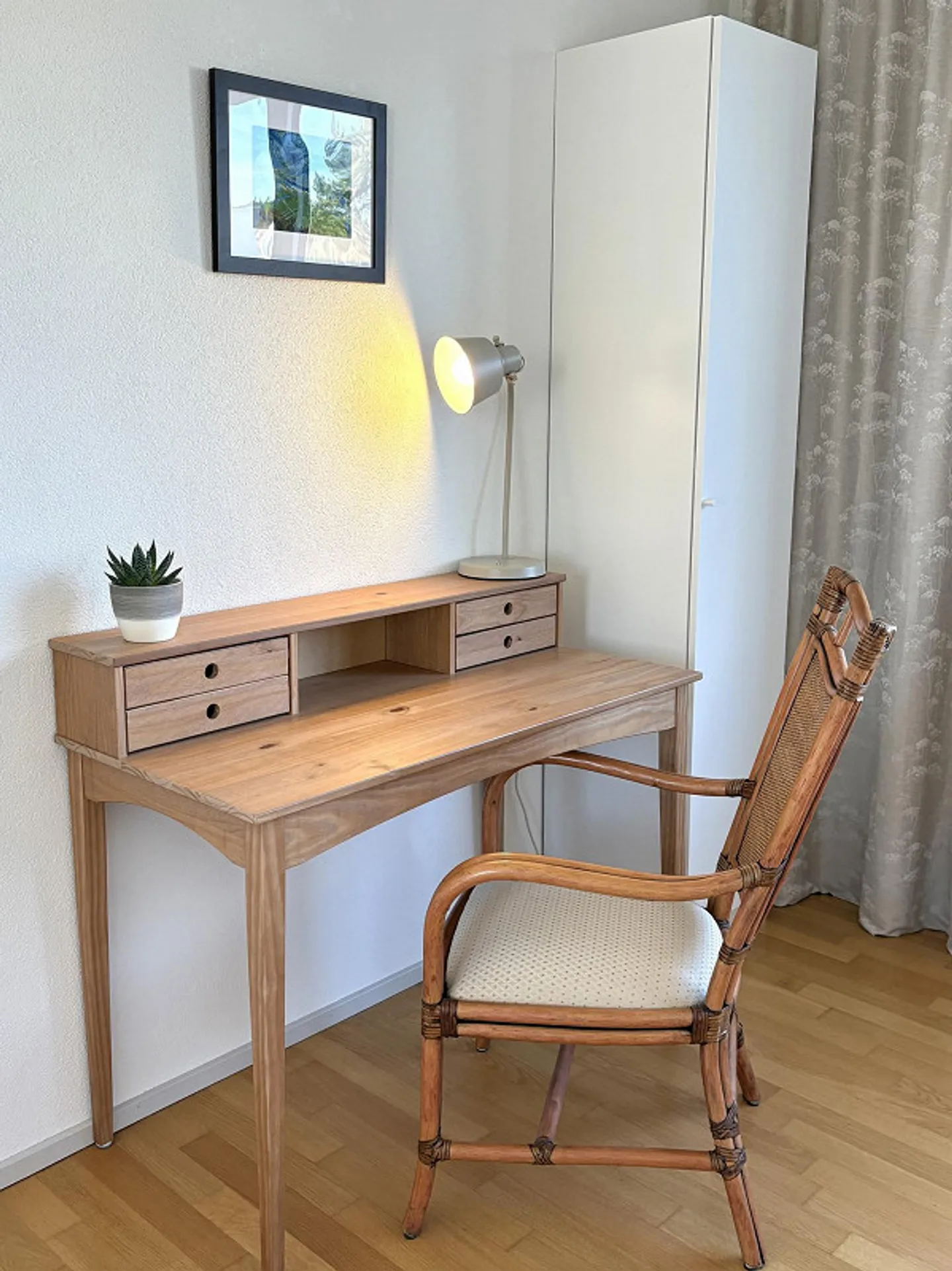 Chambre meublée avec salle de bain privée et baignoire | Vue sur le lac | Seefeld - Photo 2 sur 14