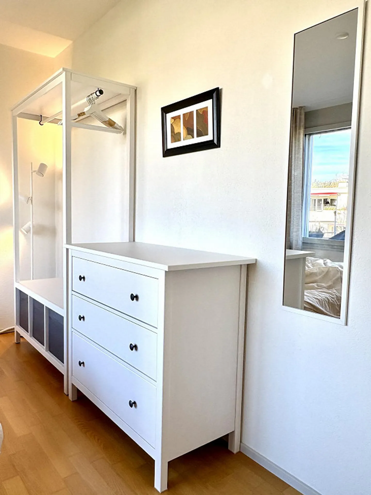 Chambre meublée avec salle de bain privée et baignoire | Vue sur le lac | Seefeld - Photo 6 sur 14