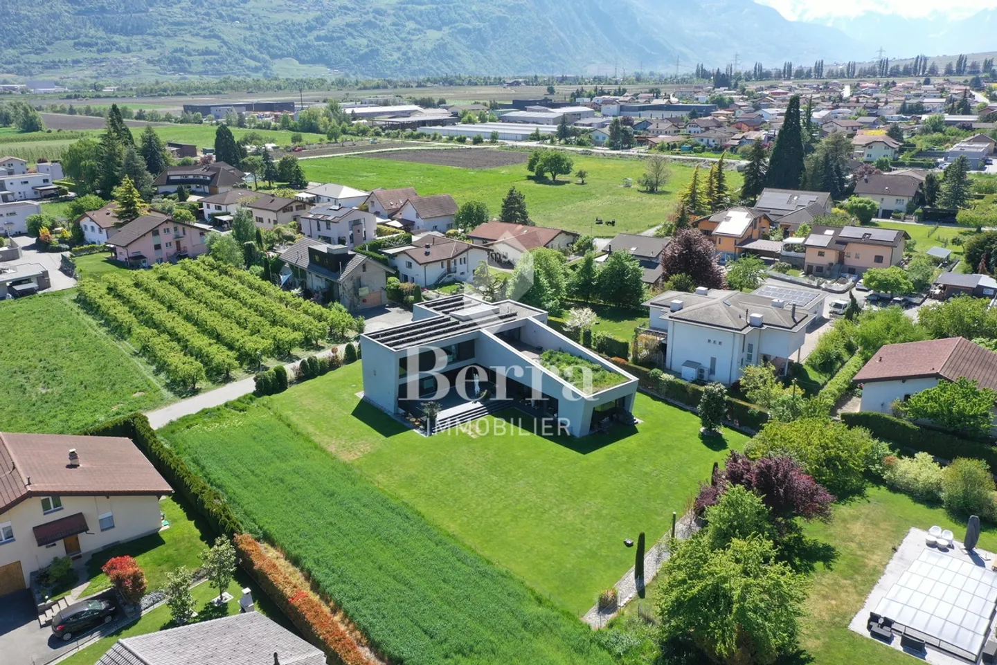 Villa contemporaine exceptionnelle - Photo 5 sur 17