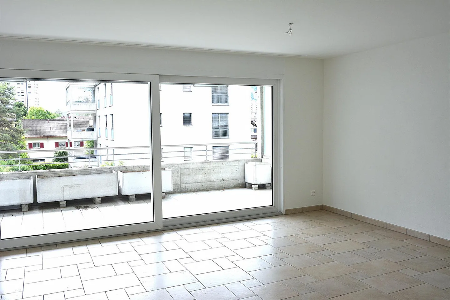 Geräumige 5.5 Zimmer Wohnung - Foto 5 von 14