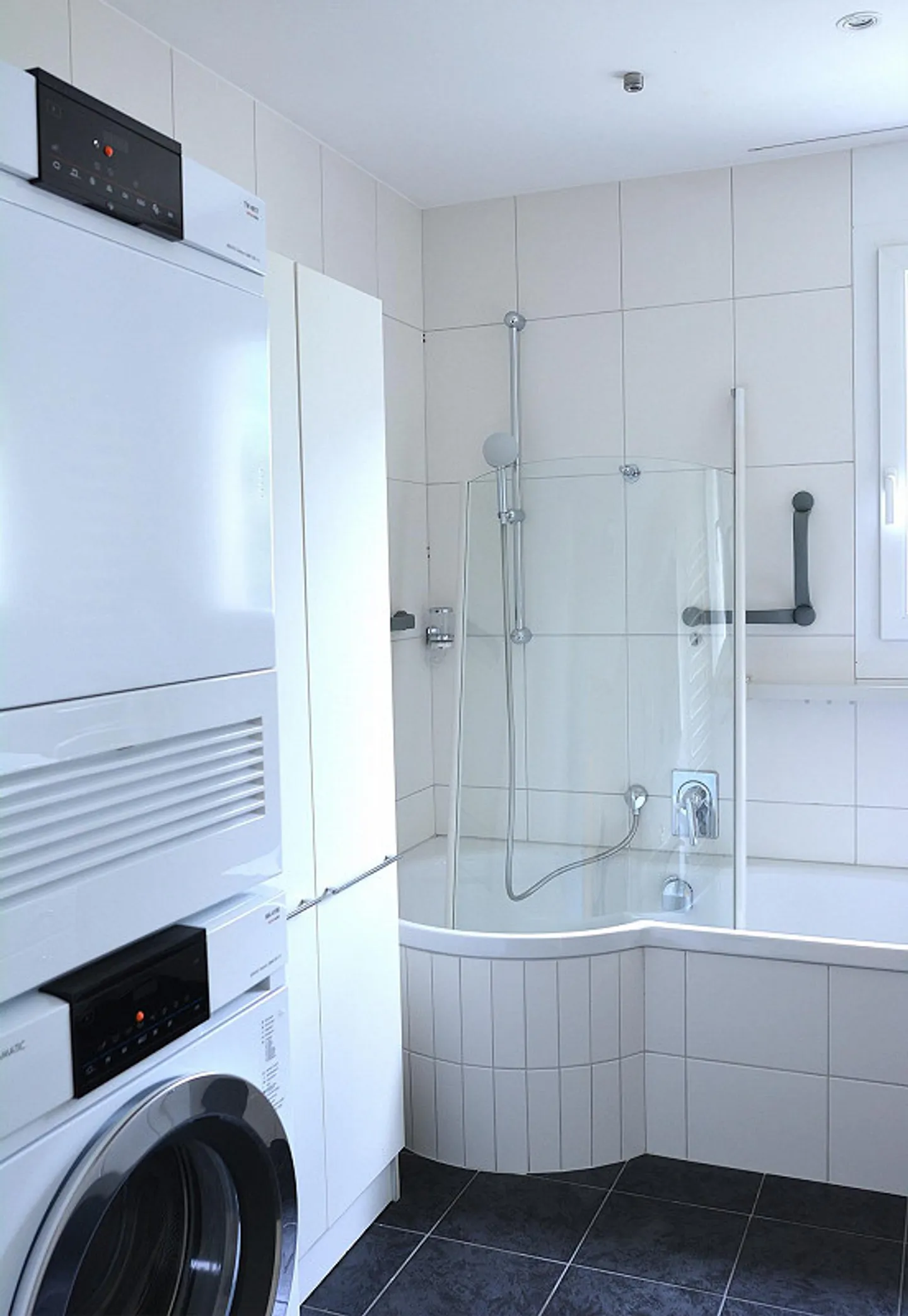 Geräumige 5.5 Zimmer Wohnung - Foto 8 von 14