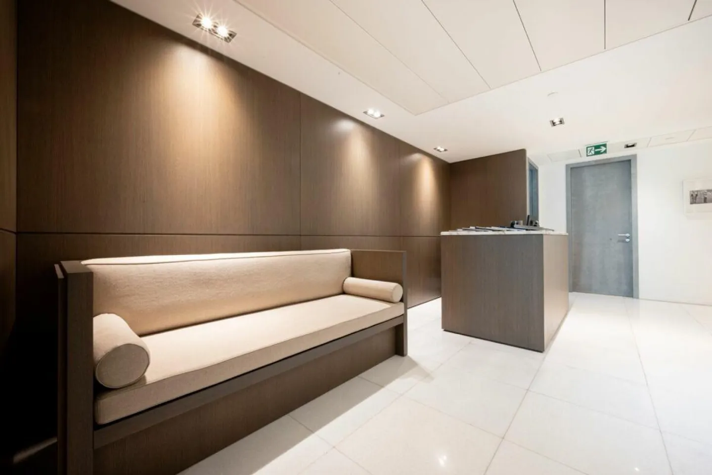 Prestigious Office with Lake View - Photo 2 of 15