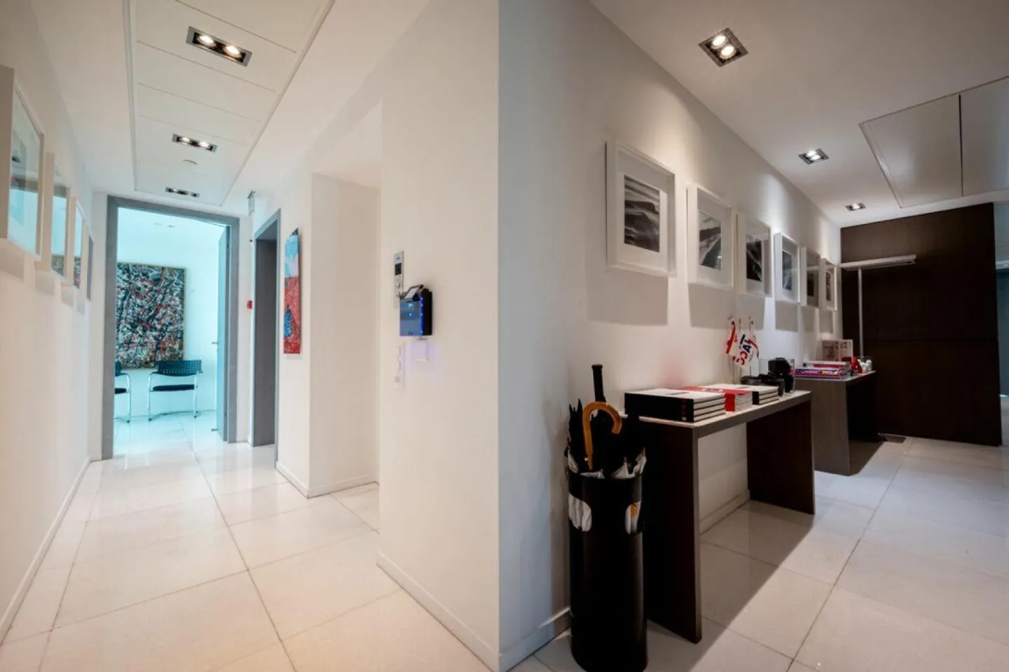 Prestigious Office with Lake View - Photo 8 of 15