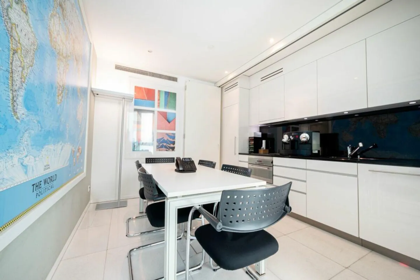 Prestigious Office with Lake View - Photo 11 of 15