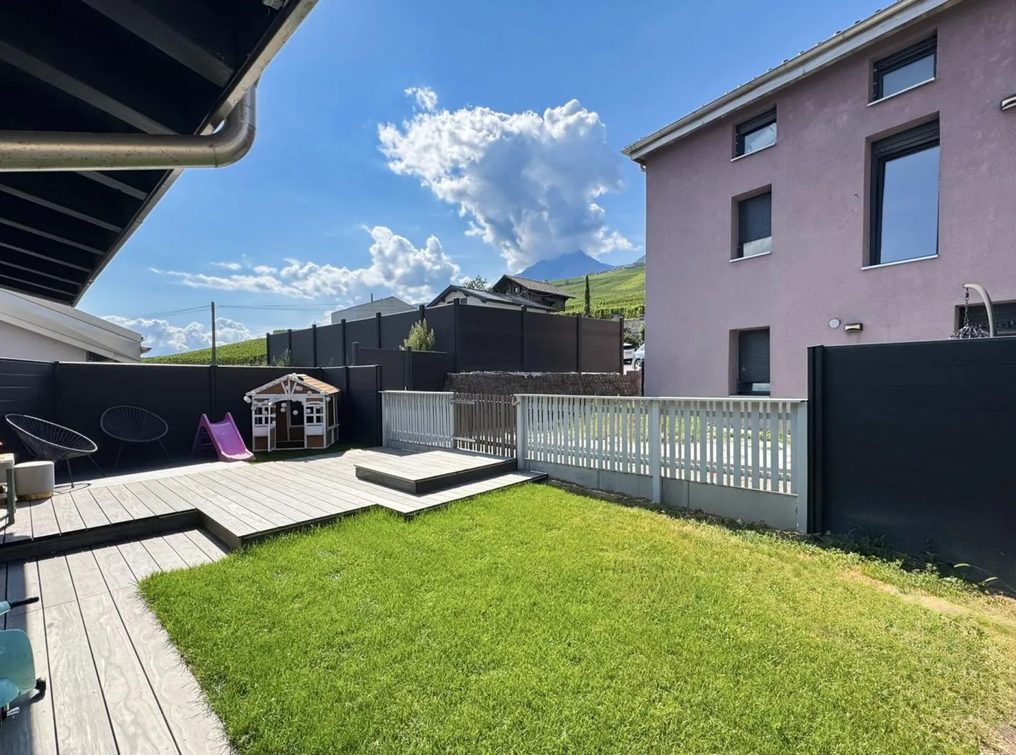 Angrenzende 4-Zimmer-Villa in St-Séverin - Foto 4 von 21