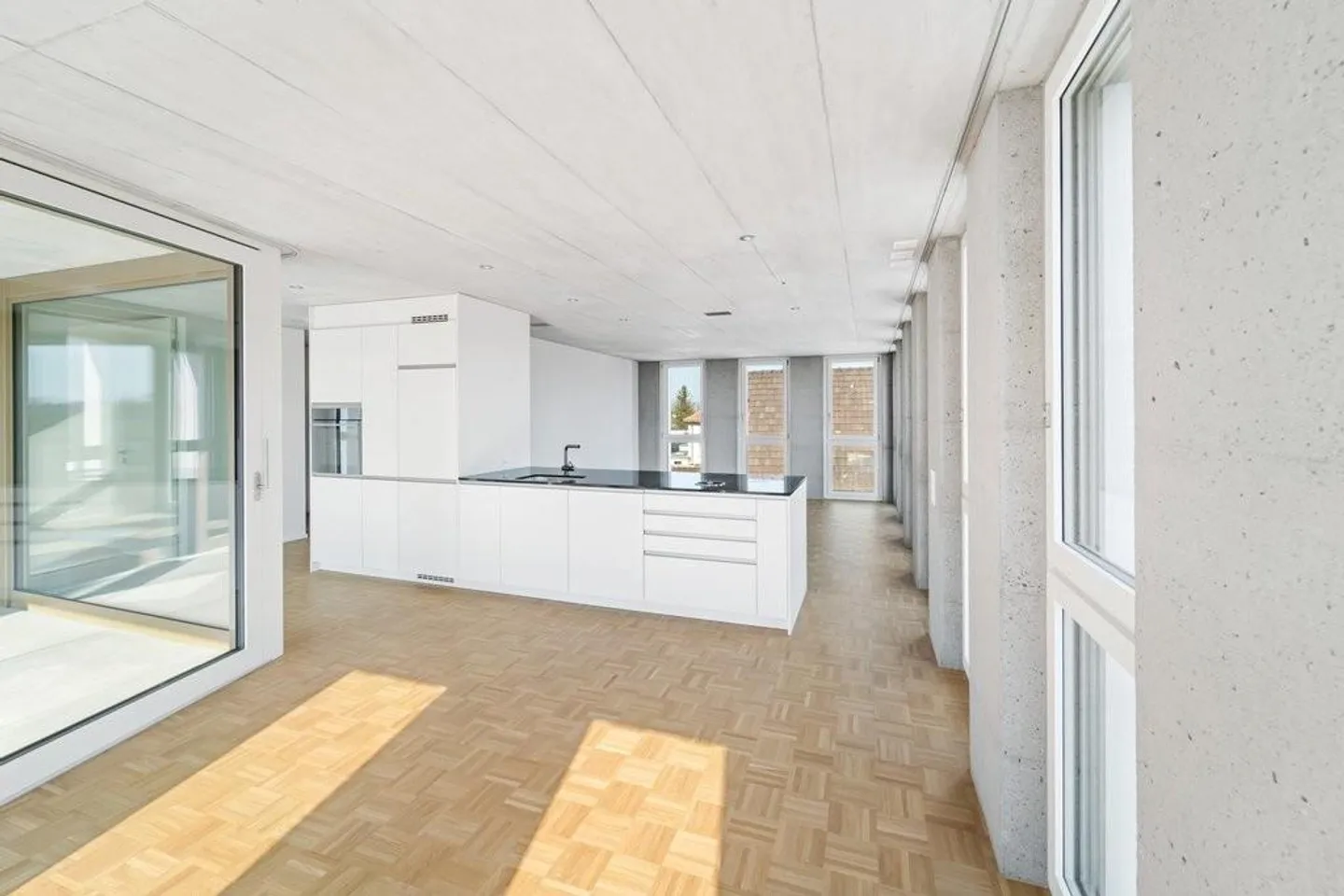 Top modern living - 3.5 room apartment in the center - Photo 5 of 12
