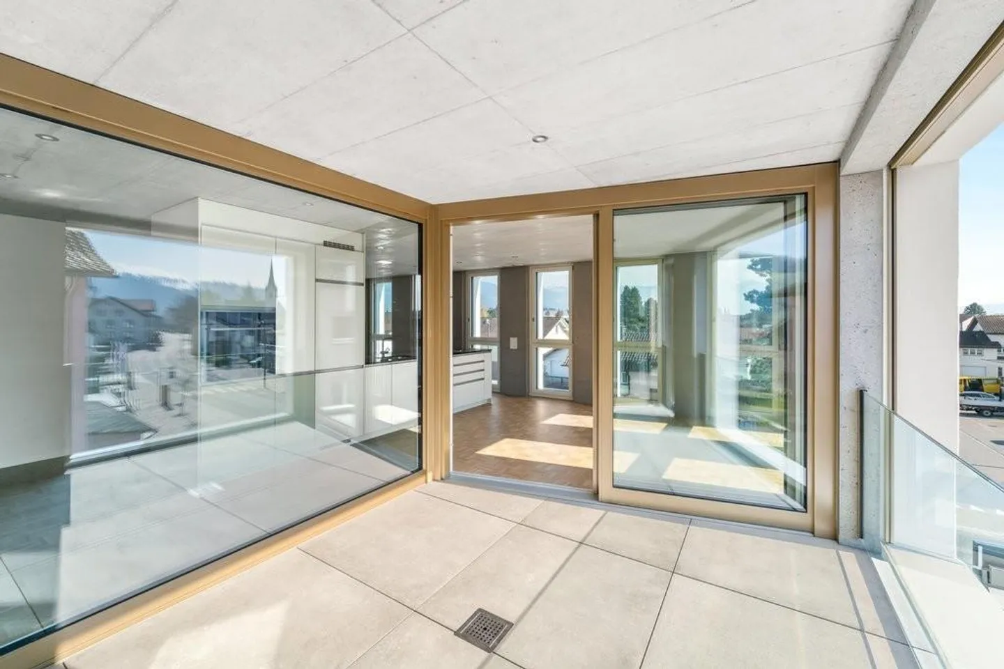 Top modern living - 3.5 room apartment in the center - Photo 11 of 12