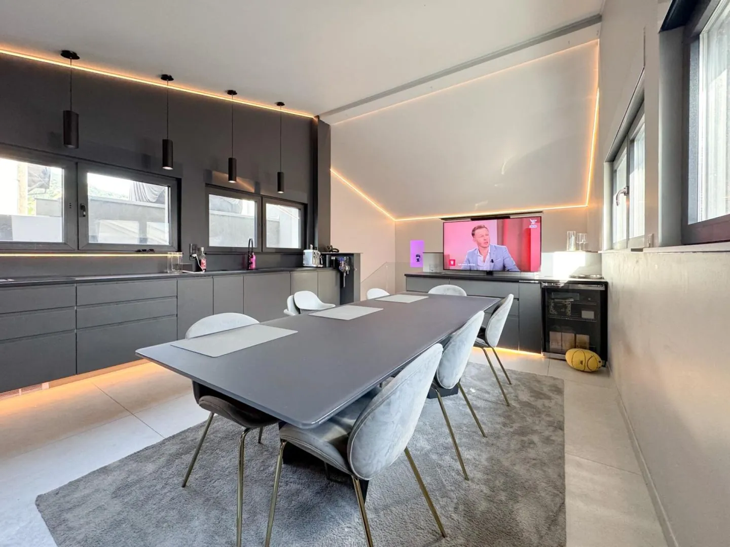 Angrenzende 4-Zimmer-Villa in St-Séverin - Foto 7 von 21