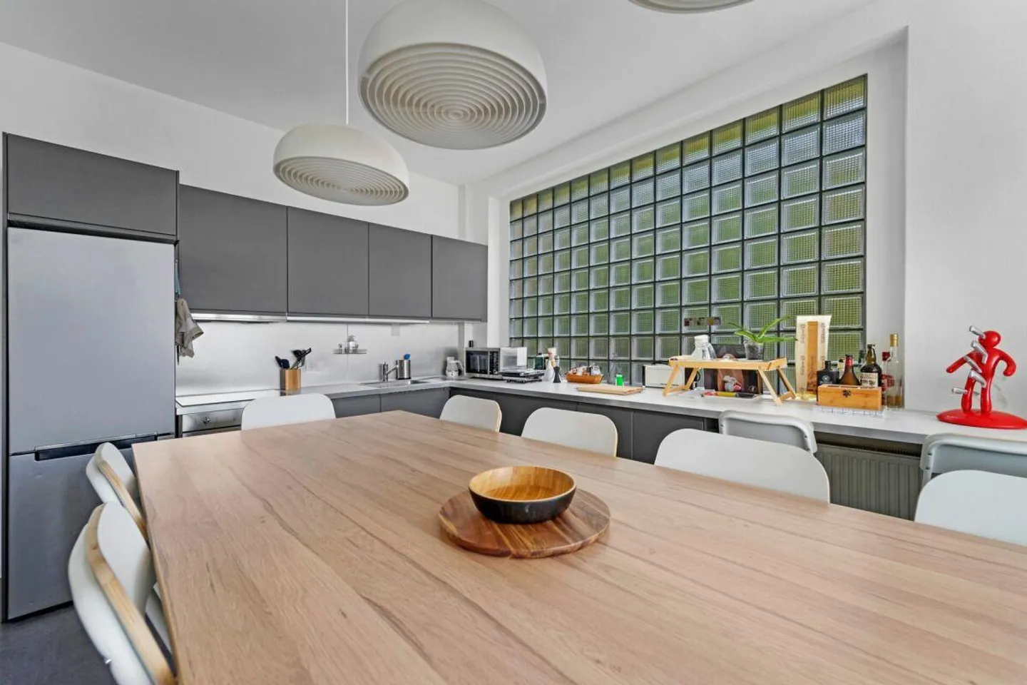 Spacious house with terrace, garden, parking spaces and an open view of the landscape - Foto 6 di 14