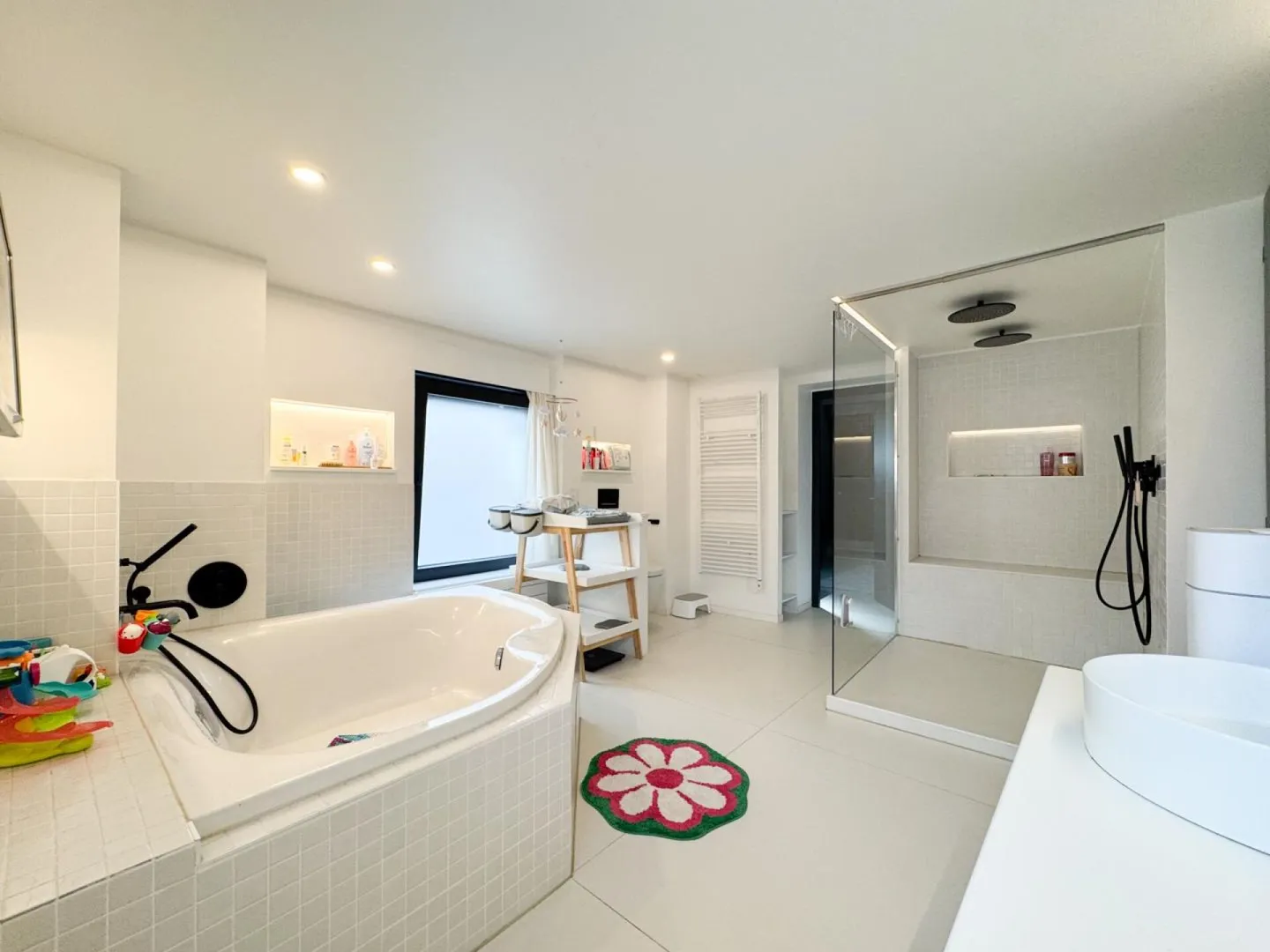 Angrenzende 4-Zimmer-Villa in St-Séverin - Foto 14 von 21