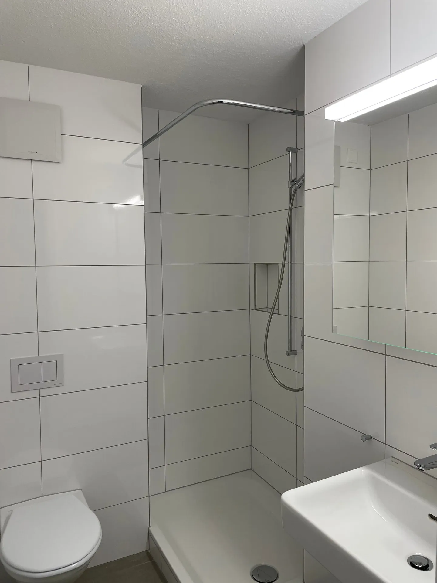 Appartamento 3.5 stanze ristrutturato in affitto - Foto 5 di 7