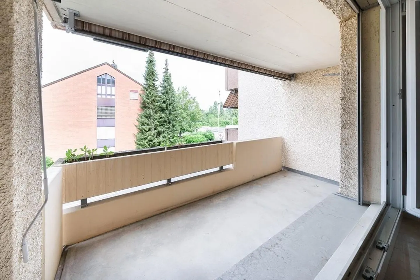 Light-Filled Apartment with Fireplace - Photo 3 of 10