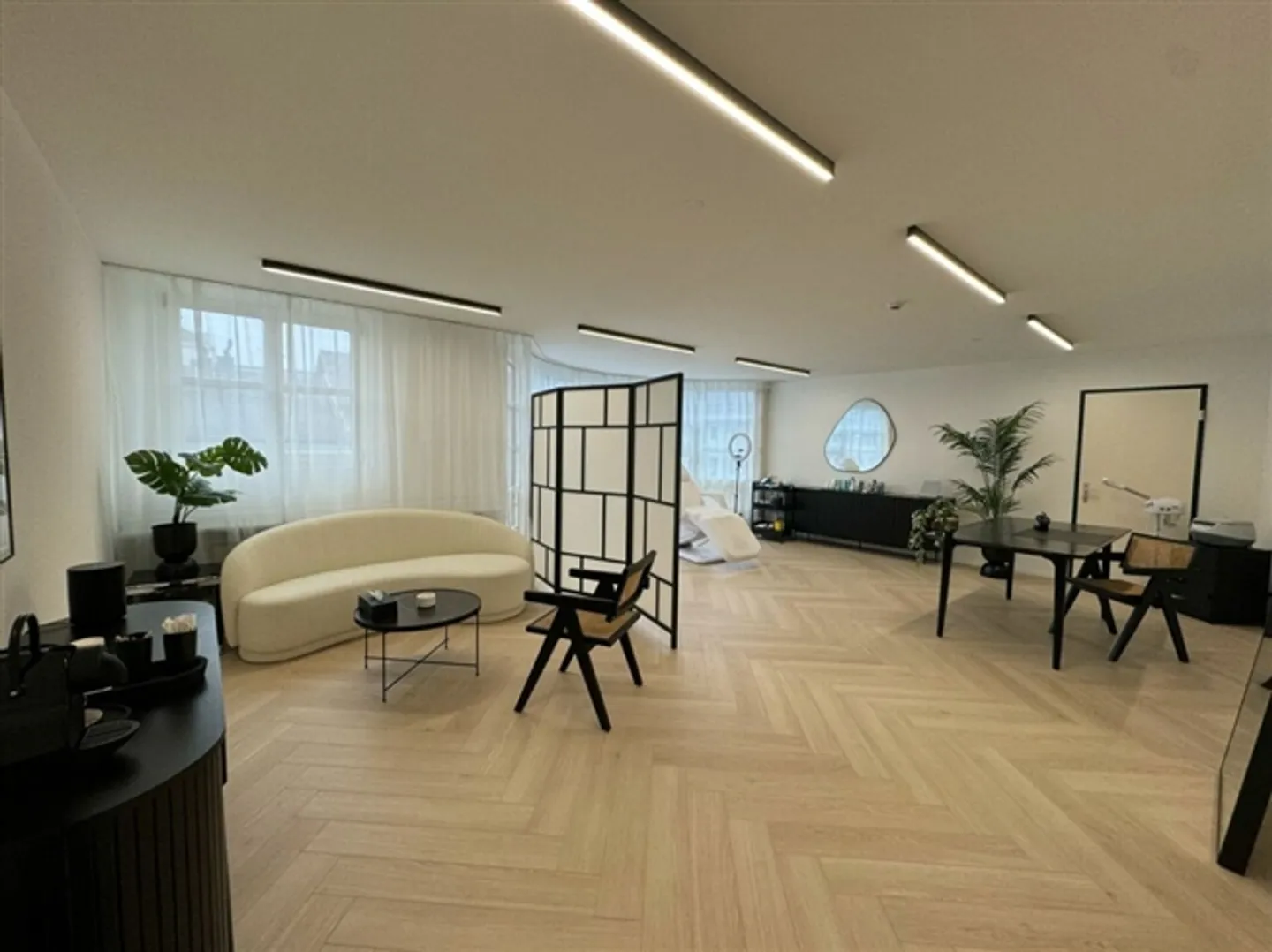 Cosmetic Studio in the Center of Solothurn - Photo 4 of 4