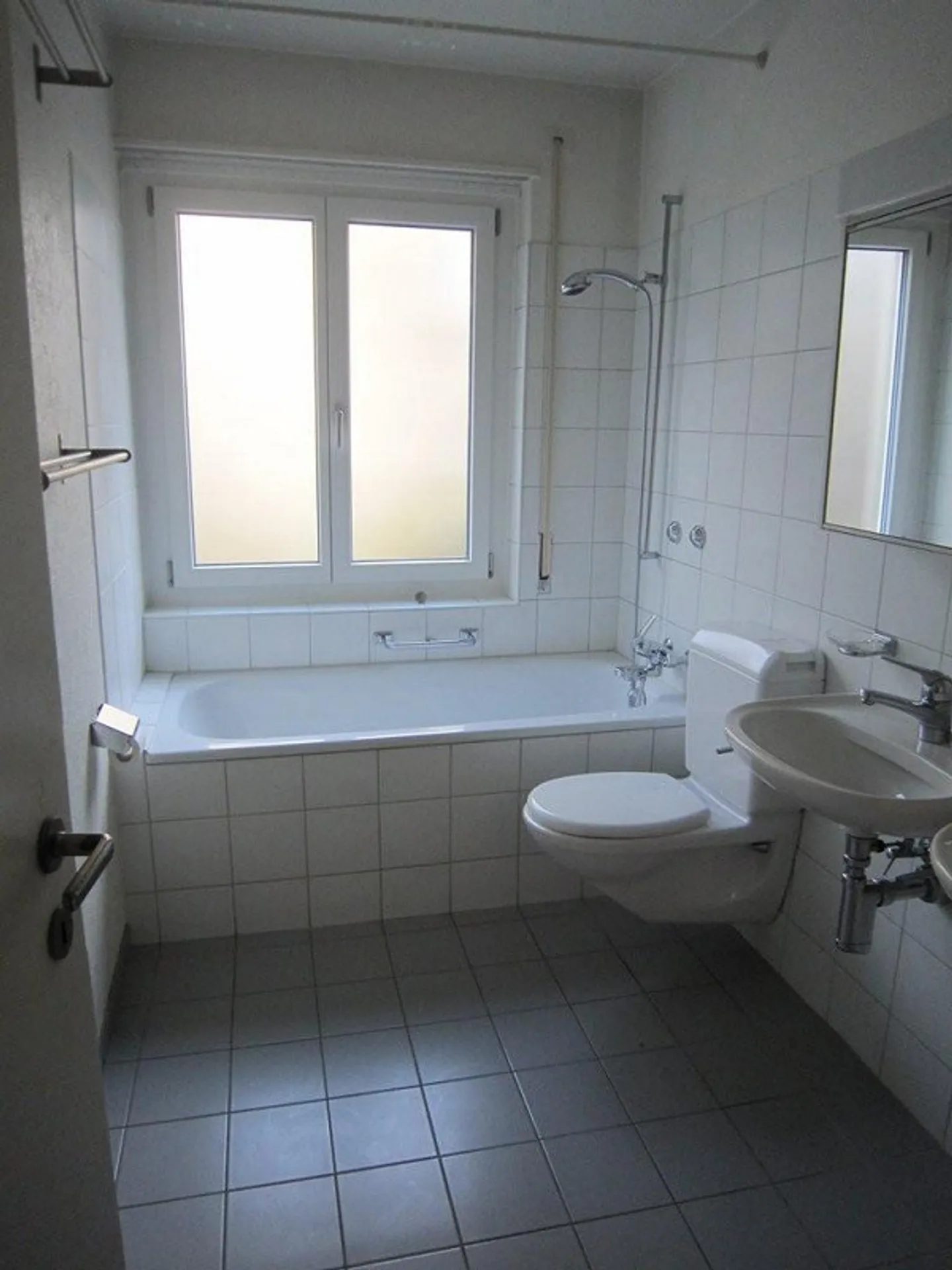 Appartement idyllique et familial en ville avec charme - Photo 3 sur 6