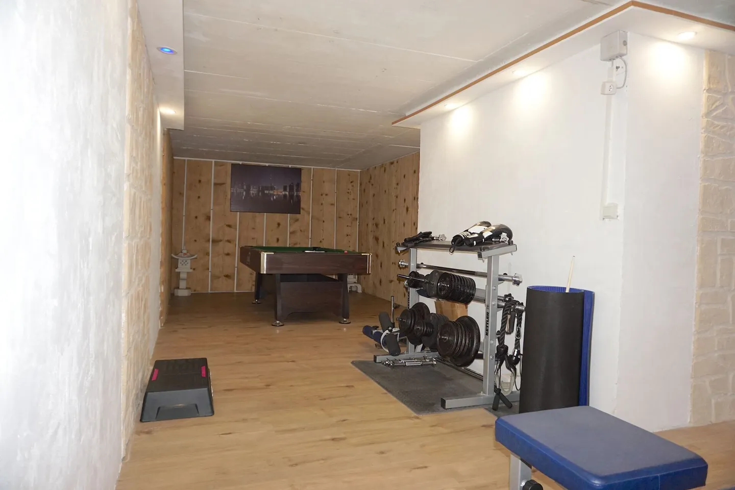 ARI-251 - Very beautiful bright house with 6 rooms ideally located for 240 m2 of living space - Photo 16 of 16