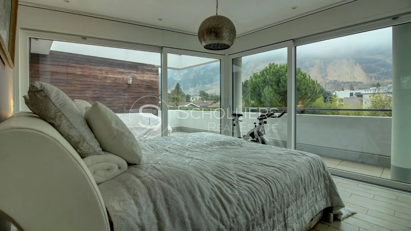 6-Zimmer Villa - Foto 4 von 9