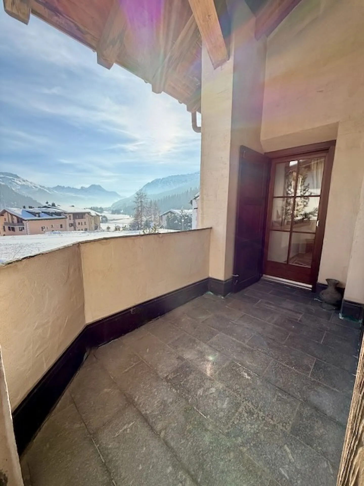 Delightful pied-à-terre mit atemberaubendem Blick - Foto 2 von 11