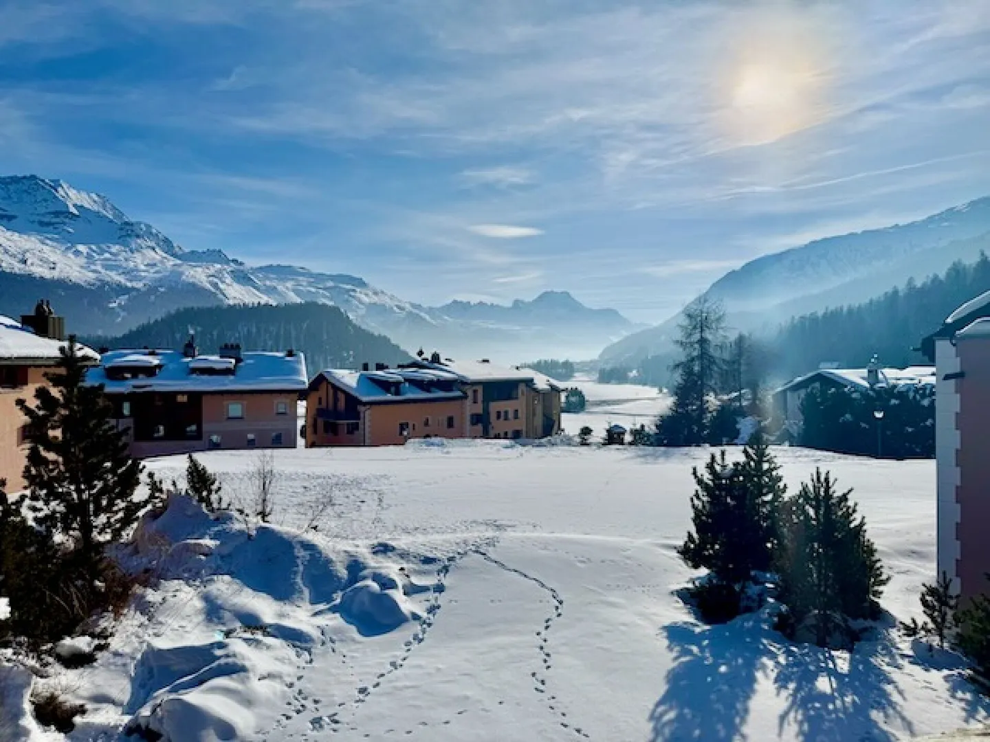 Delightful pied-à-terre mit atemberaubendem Blick - Foto 1 von 11