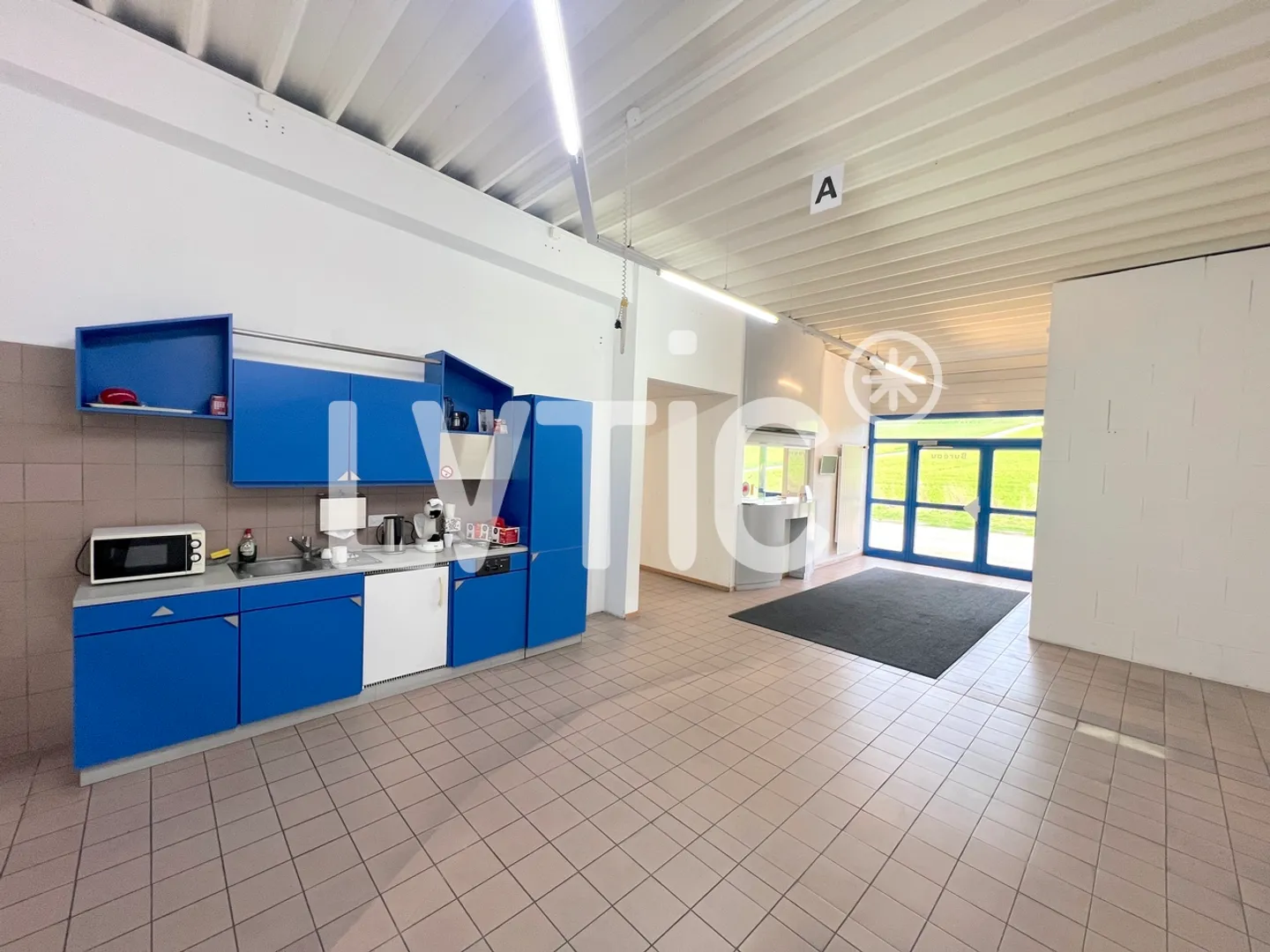 Industriehalle, 795 m2 Bürofläche zur Miete in Yverdon - Treycovagnes - Foto 8 von 11