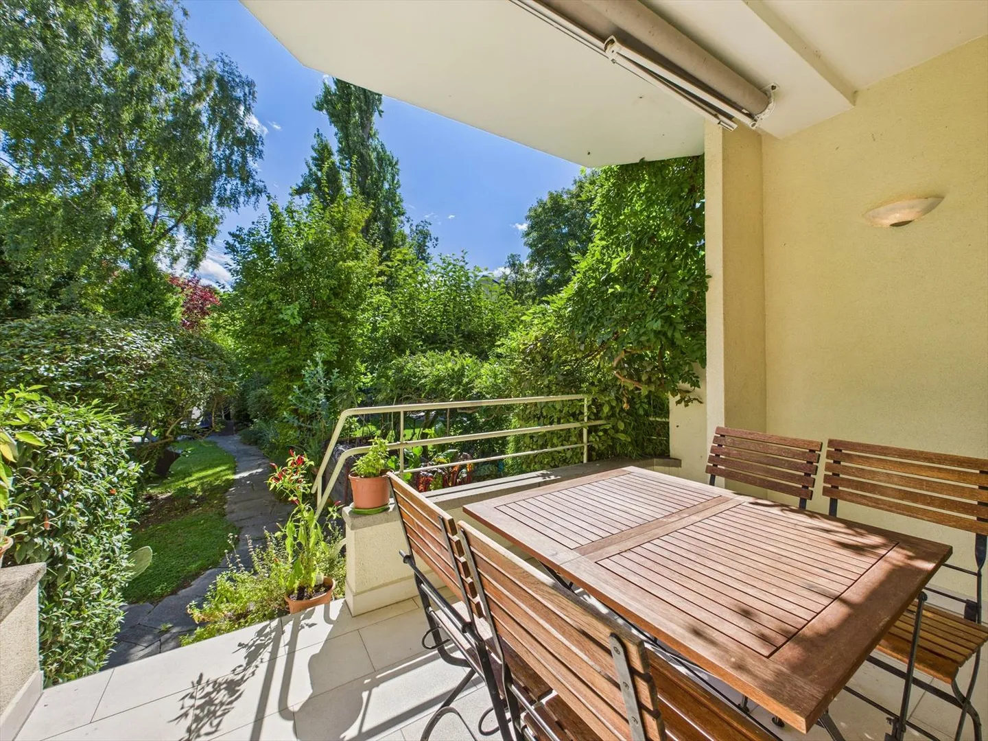 Bright 3.5-Room Apartment in Basel - Photo 8 of 10