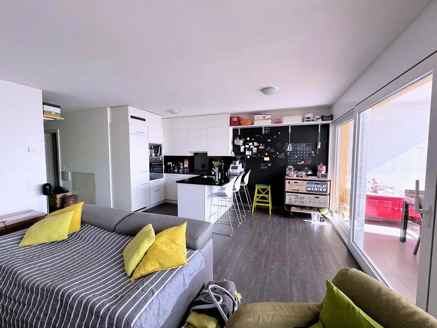 Helles 2,5-Zimmer-Apartment mit Pool und Wellnessbereich - Foto 3 von 12