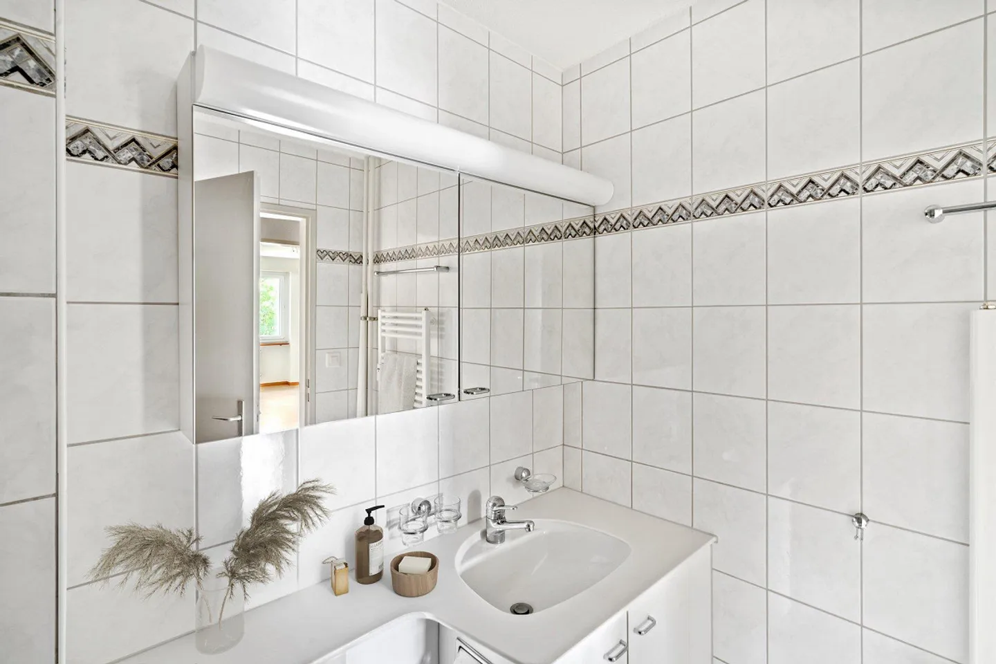 Appartamento affascinante di 4,5 stanze (Senza deposito cauzionale) - Foto 5 di 6