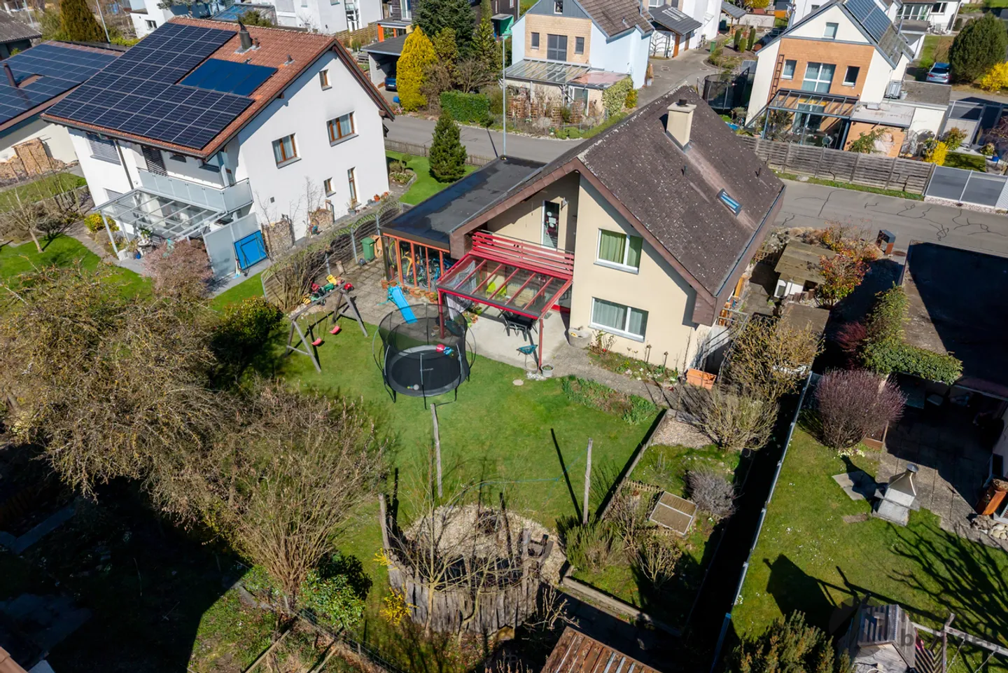 Charmantes Freistehendes Haus - Foto 16 von 16