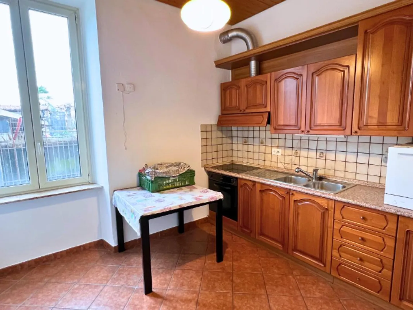 Maison multifamiliale spacieuse sur trois niveaux à Balerna - Photo 6 sur 13