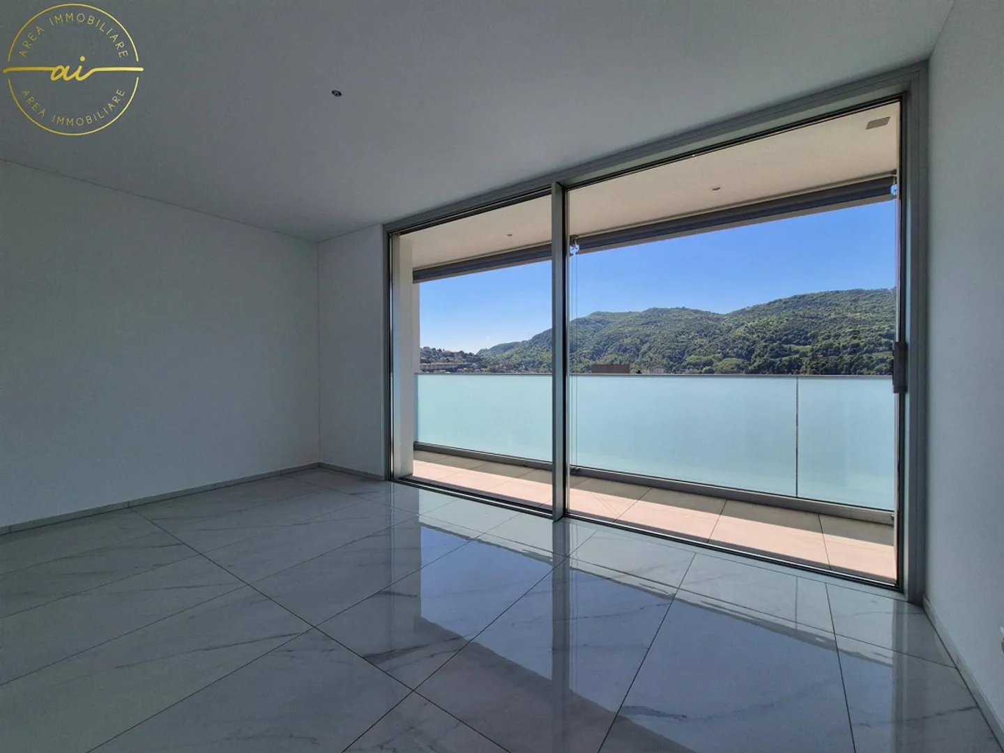 NOUVEAU PENTHOUSE DE 4.5 PIÈCES AVEC GRANDE TERRASSE À VACALLO - Photo 10 sur 13
