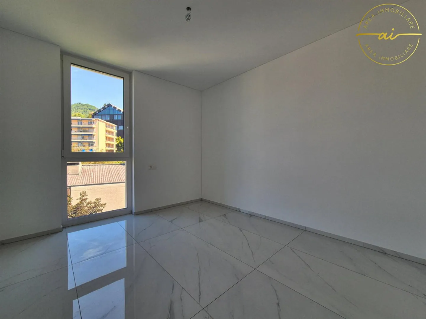 NOUVEAU PENTHOUSE DE 4.5 PIÈCES AVEC GRANDE TERRASSE À VACALLO - Photo 12 sur 13