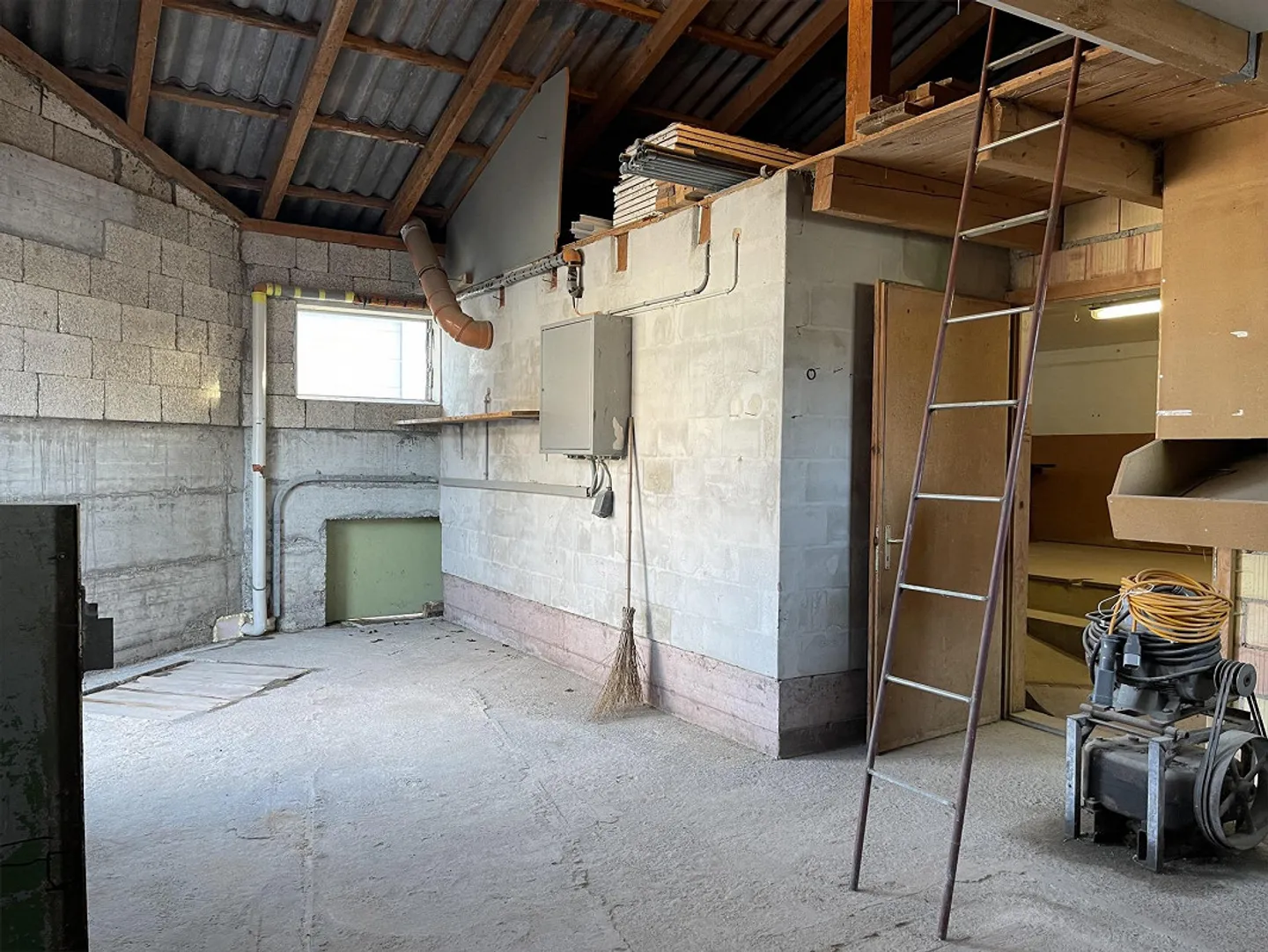 Camere di stoccaggio / Edificio di stoccaggio - Foto 5 di 7