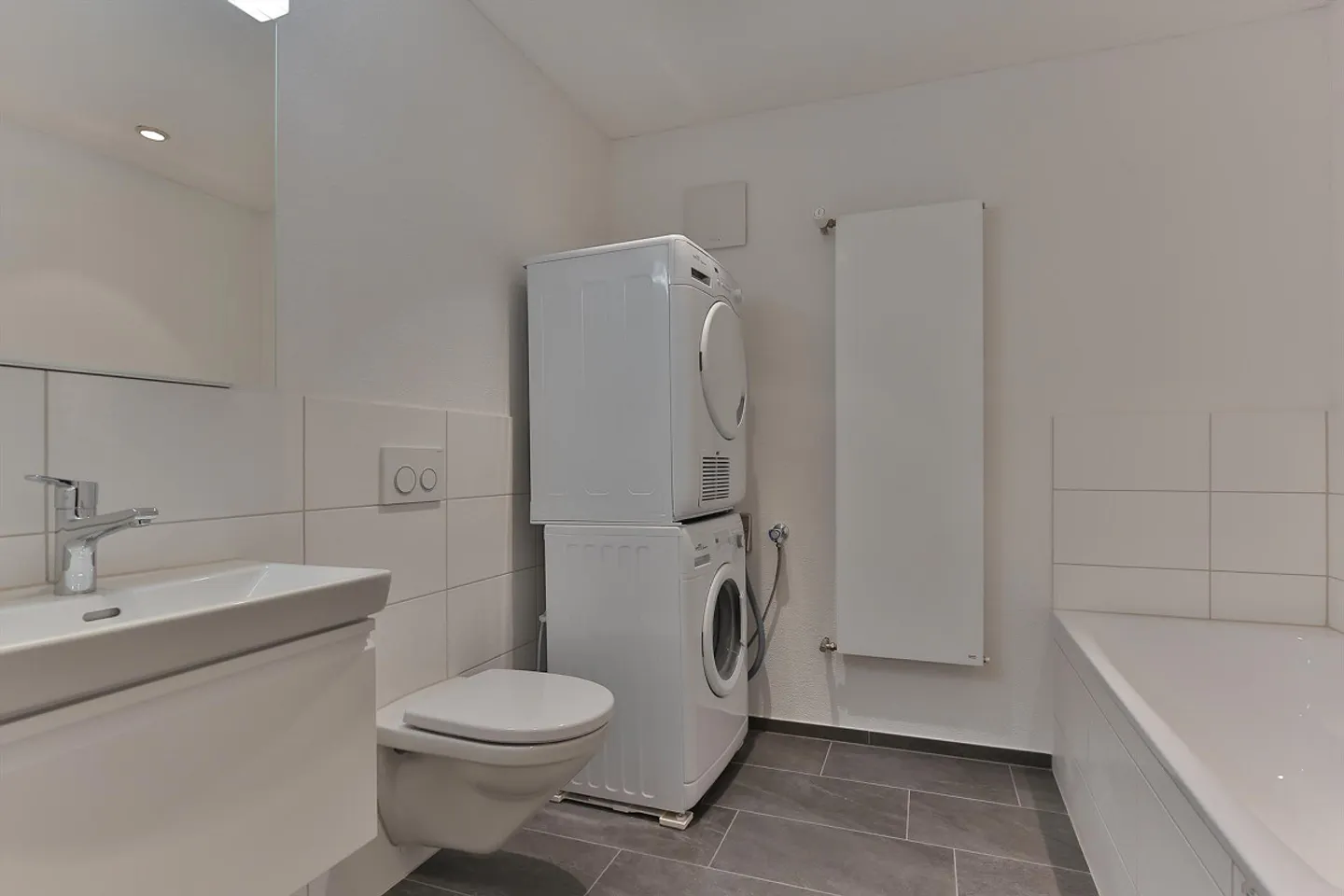 Charmante appartement de 3,5 pièces dans la vieille ville historique de Zofingen - Photo 5 sur 10