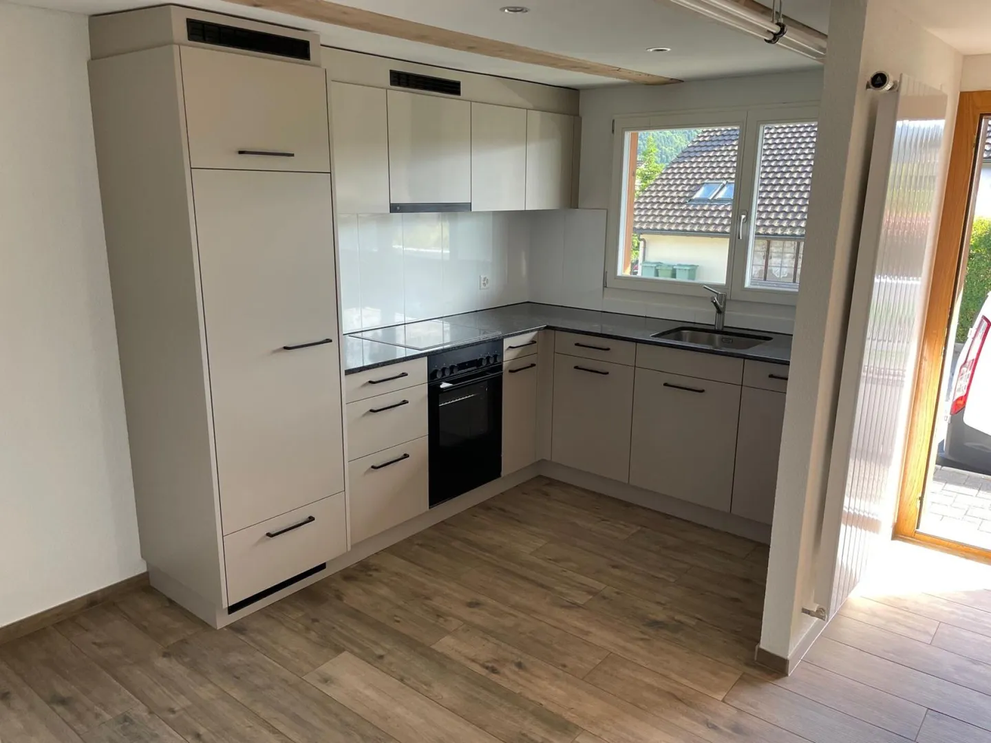 Renovierte Erdgeschosswohnung - Foto 2 von 6