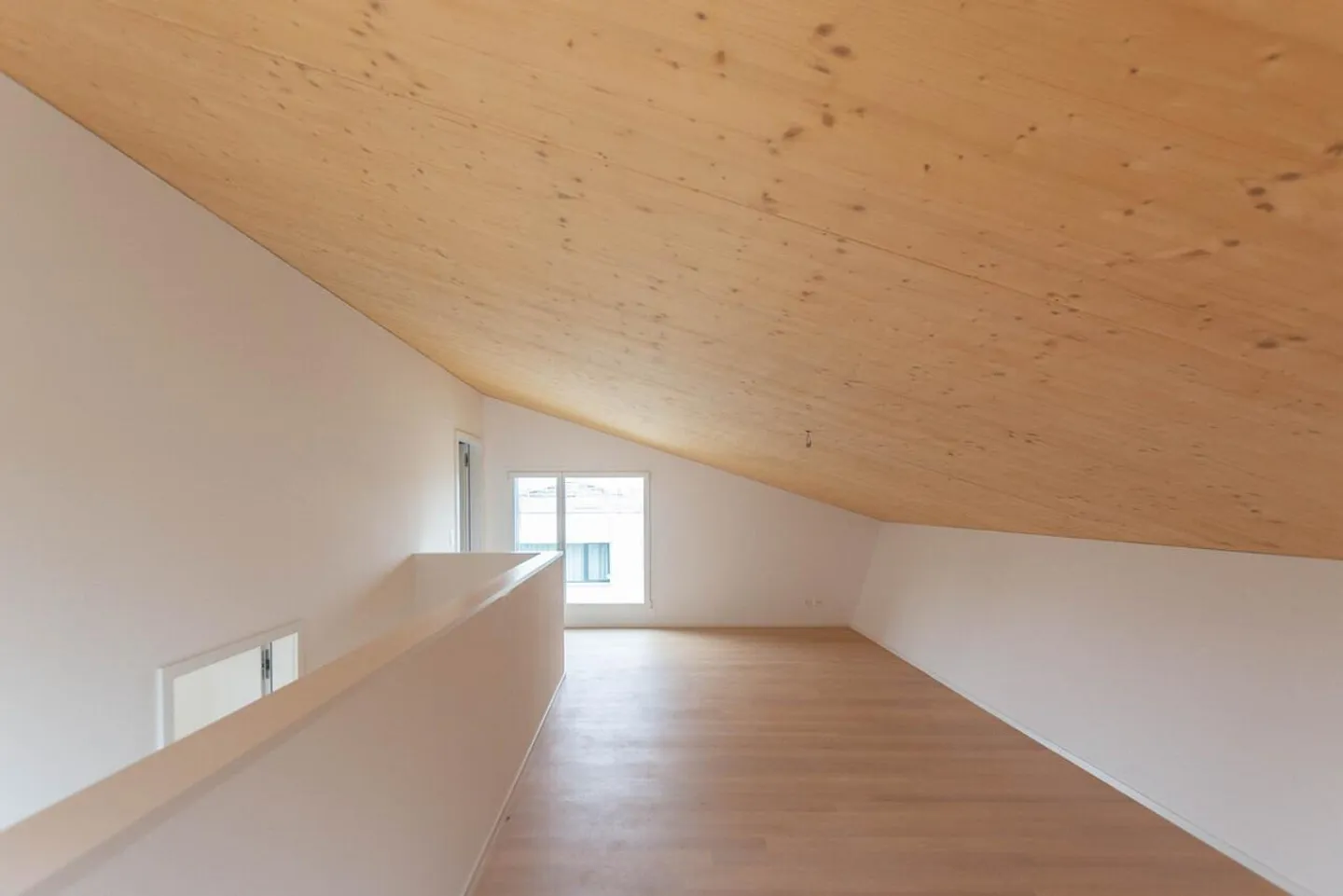 Maison individuelle moderne de 5,5 pièces avec vue panoramique et standard Minergie-P - Photo 10 sur 24