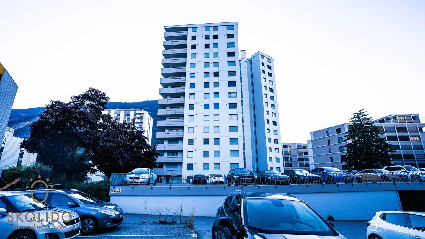 Appartamento 4 ½ locali parzialmente ristrutturato al 12° piano con vista panoramica - Foto 18 di 21