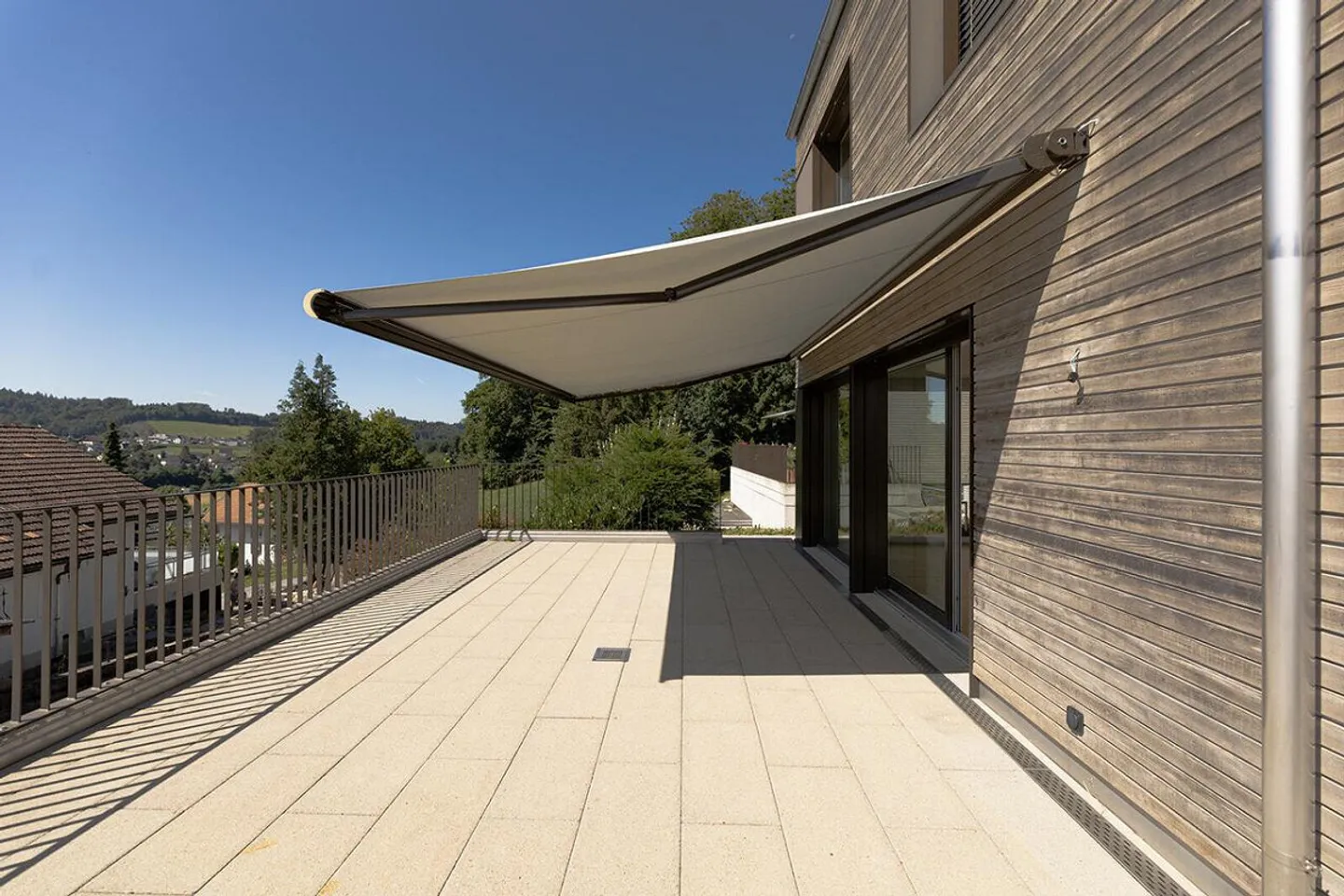 Maison individuelle moderne de 5,5 pièces avec vue panoramique et standard Minergie-P - Photo 17 sur 24