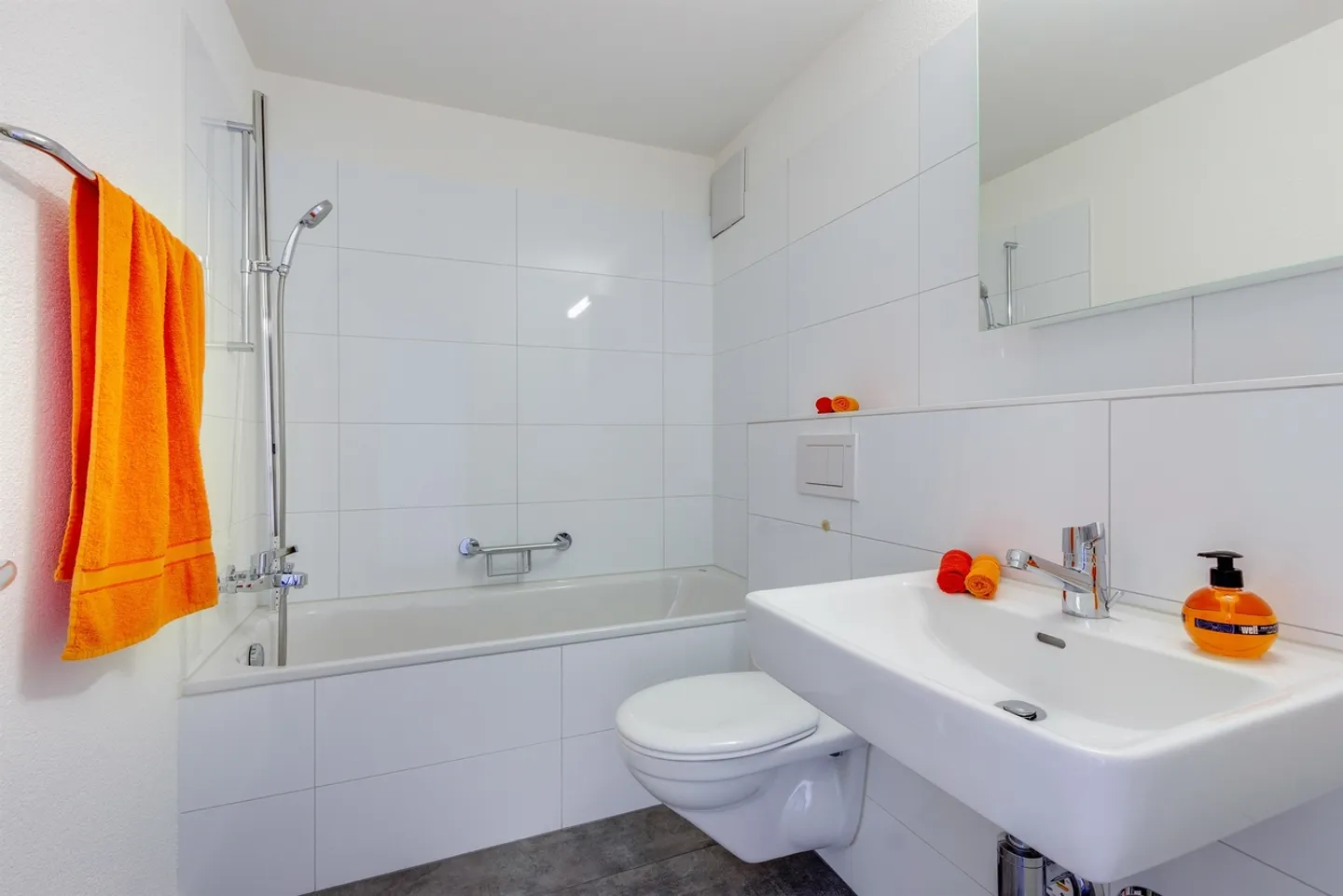 Modernes Apartment mit Terrasse - Foto 6 von 6