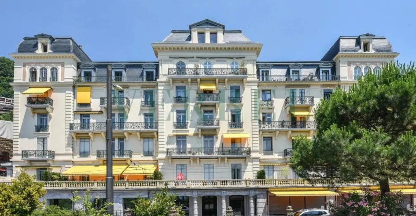 Très bel appartement de 3 pièces avec haut plafond - Foto 1 di 8