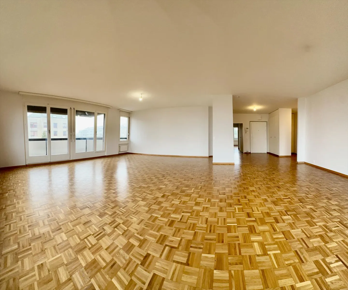 Heart of Champel 6 Gable Room – Flooded with Light, Bright and Spacious - Photo 3 of 21