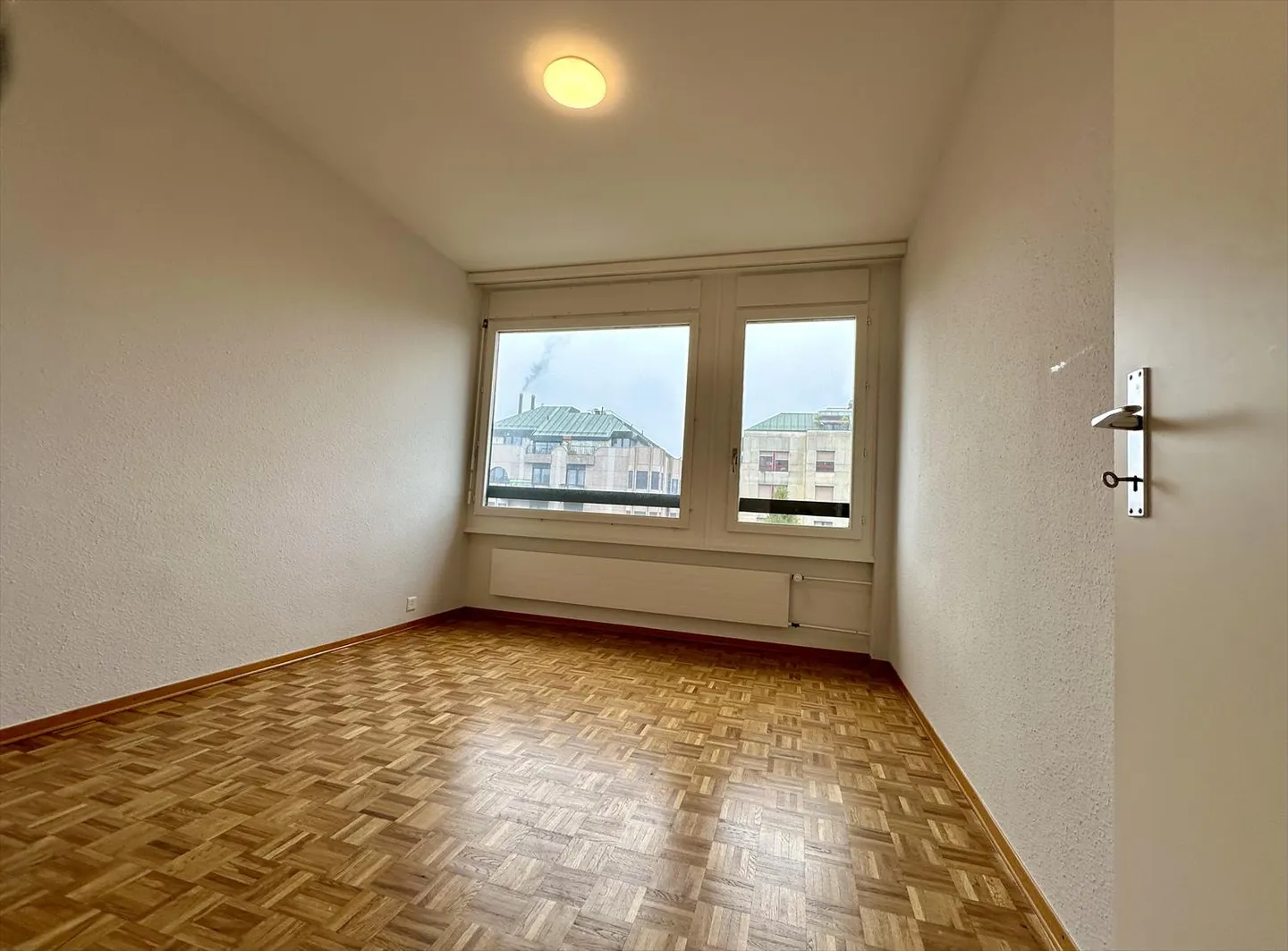 Heart of Champel 6 Gable Room – Flooded with Light, Bright and Spacious - Photo 6 of 21