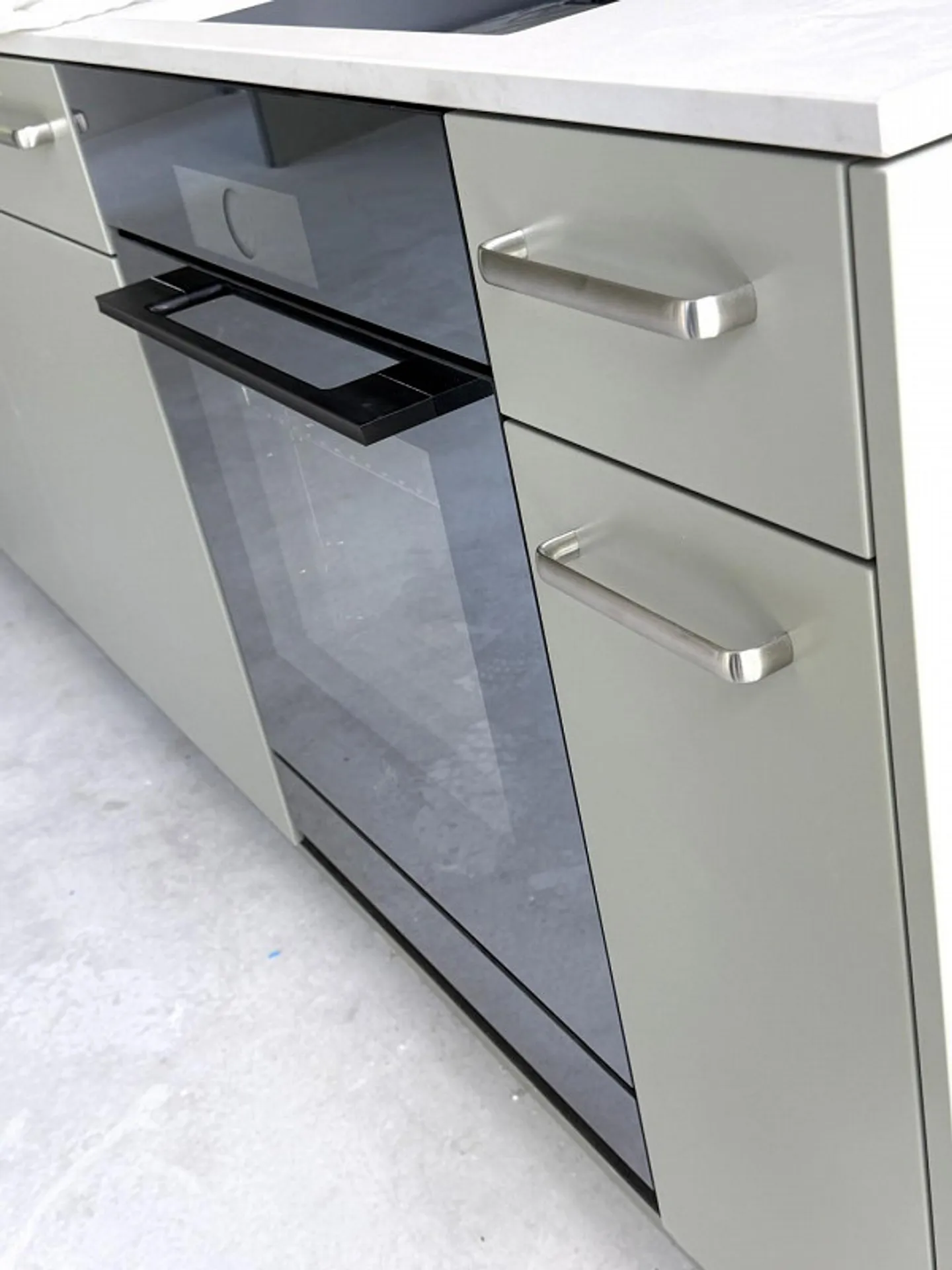 Stilvolle Neubauwohnung mit Garten - Foto 4 von 7