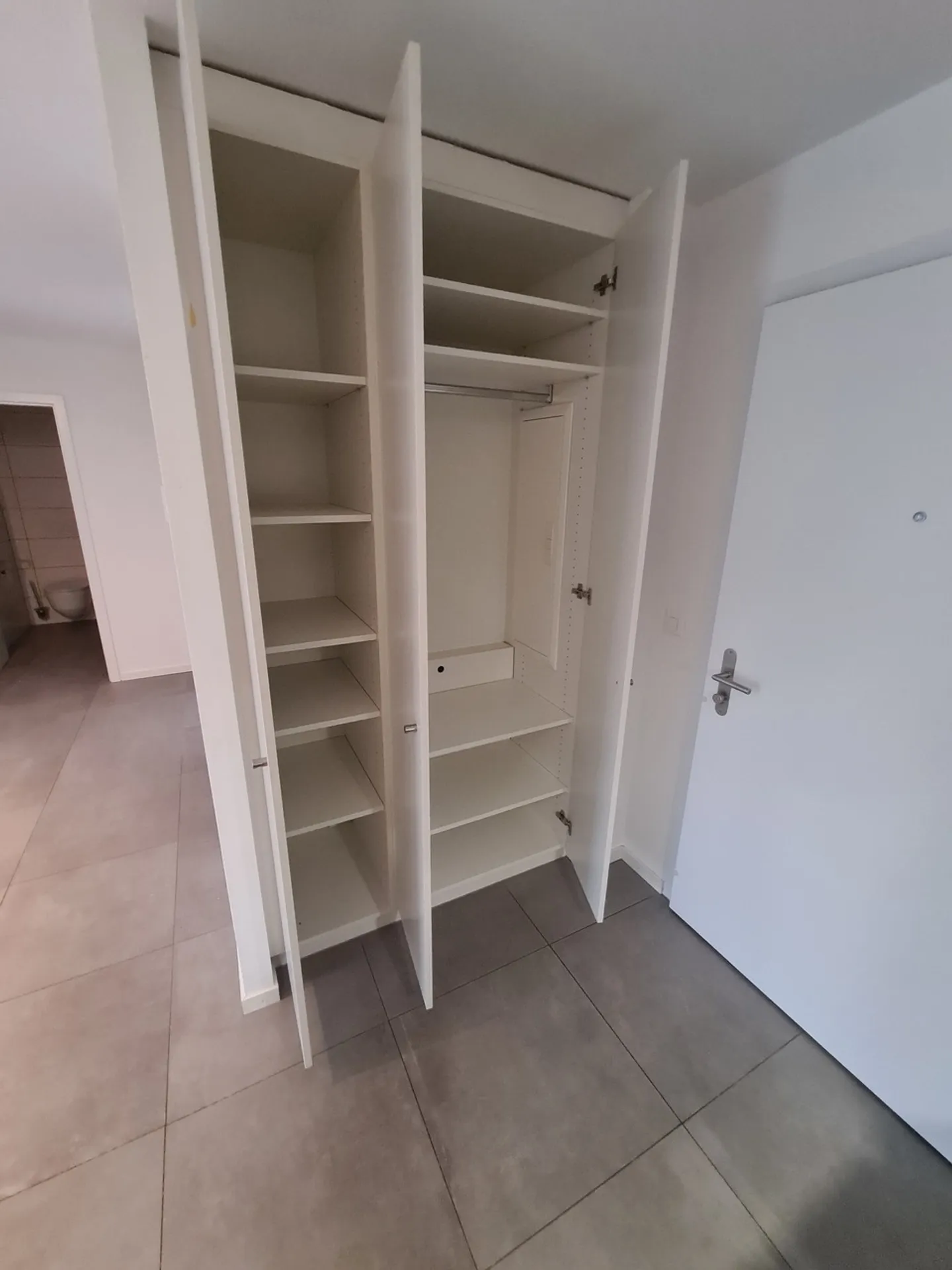 Appartement de plain-pied avec jardin - Photo 5 sur 7